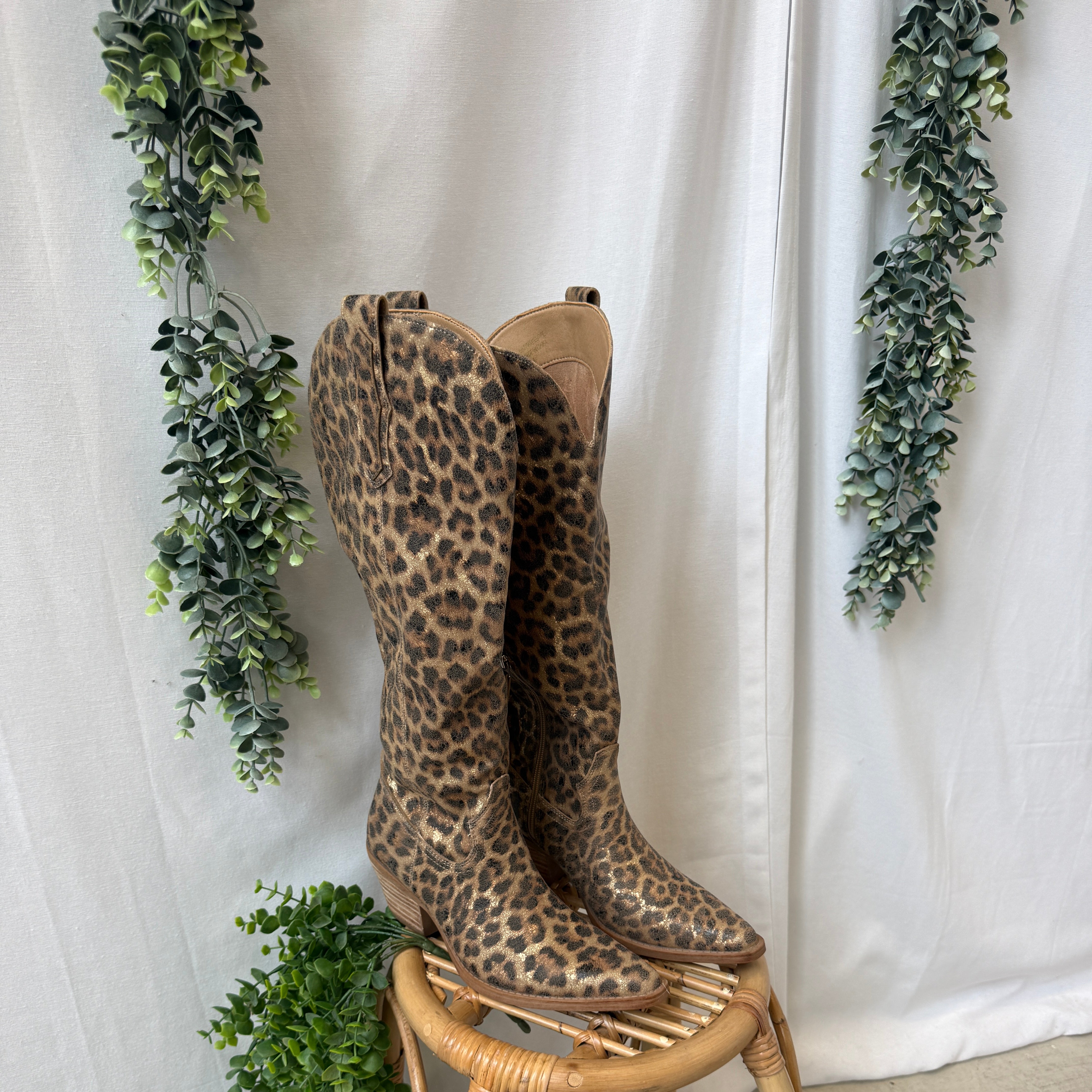 Oasis Society Tess Leopard Boot-Boots-oasis society-The Silo Boutique, Women's Fashion Boutique Located in Warren and Grand Forks North Dakota