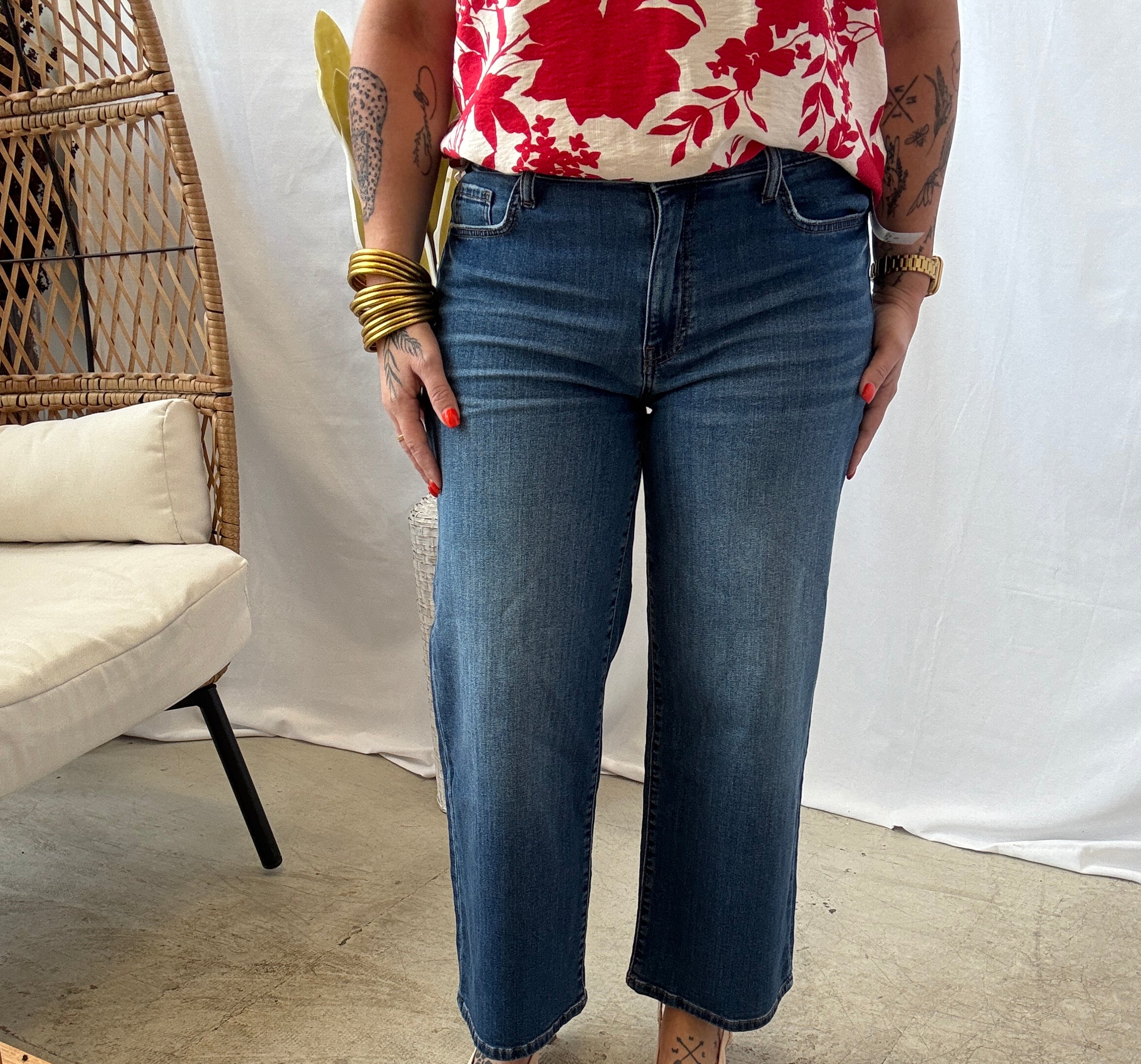 Kut Charlotte High Rise Wide Leg Jeans-Final Sale-Jeans-Kut-The Silo Boutique, Women's Fashion Boutique Located in Warren and Grand Forks North Dakota