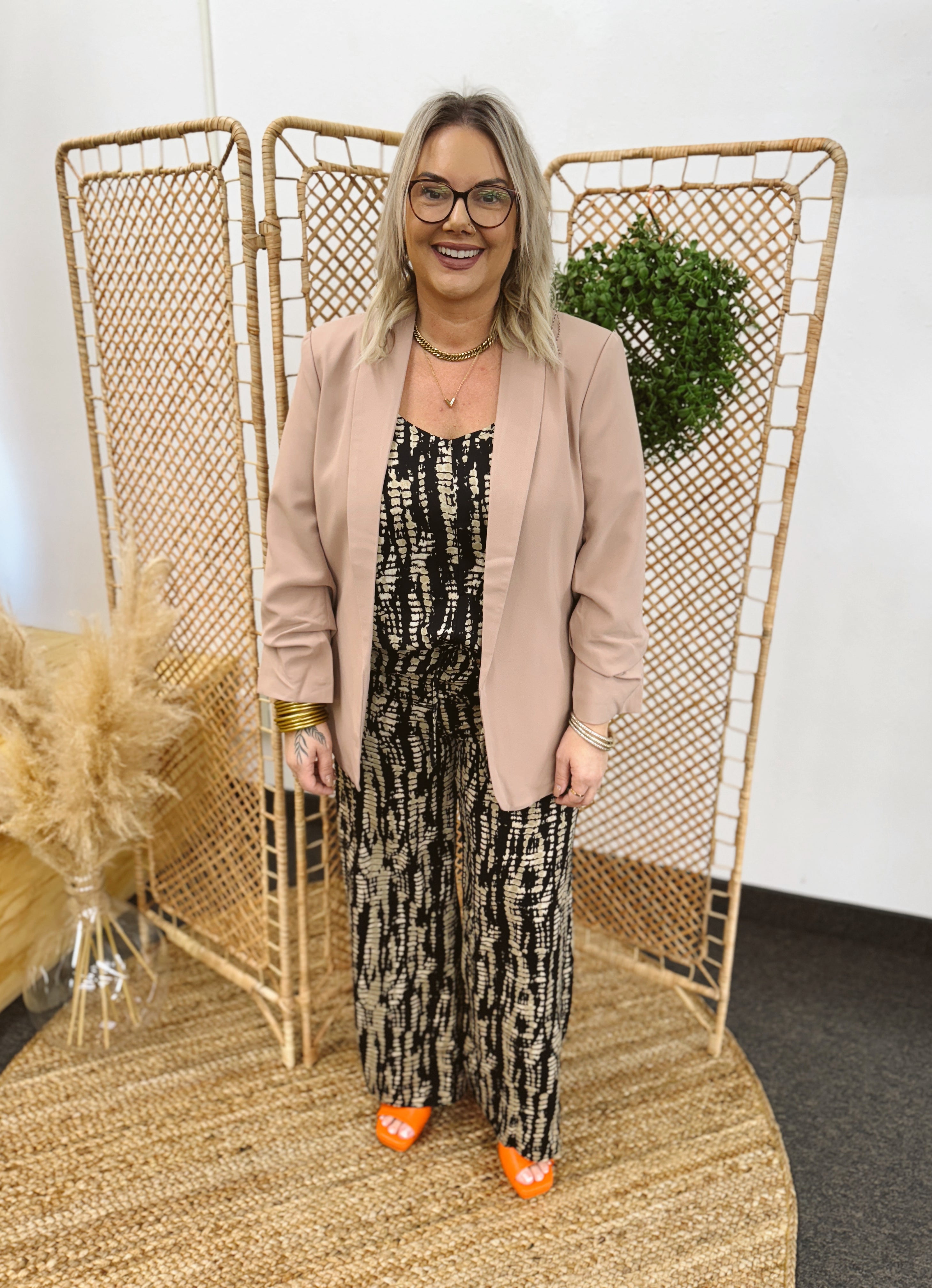 Classic Mocha Blazer-Blazers-eesome-The Silo Boutique, Women's Fashion Boutique Located in Warren and Grand Forks North Dakota