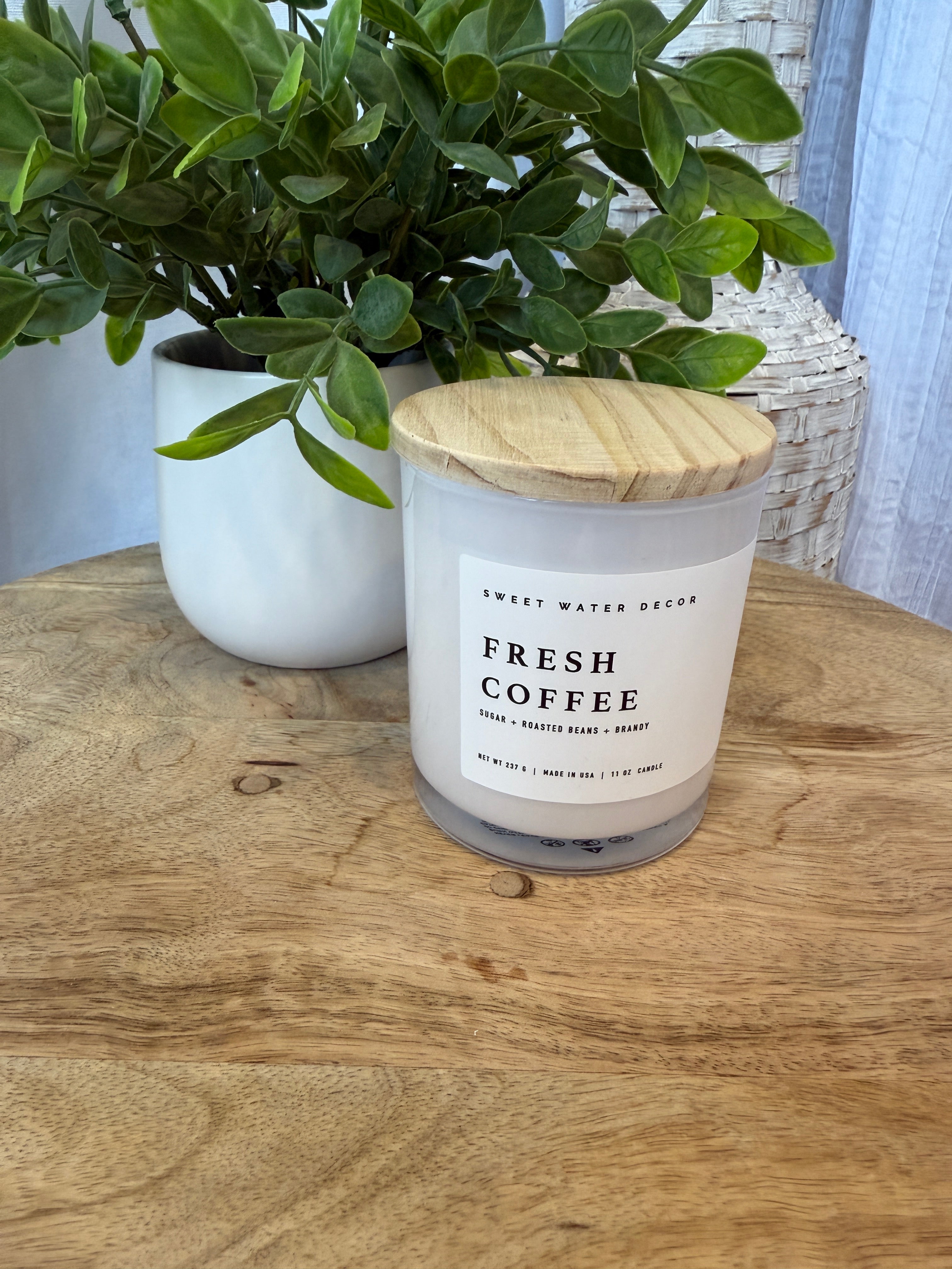 Sweet Water 11 oz Soy Candle-Candles-sweet water decor-The Silo Boutique, Women's Fashion Boutique Located in Warren and Grand Forks North Dakota