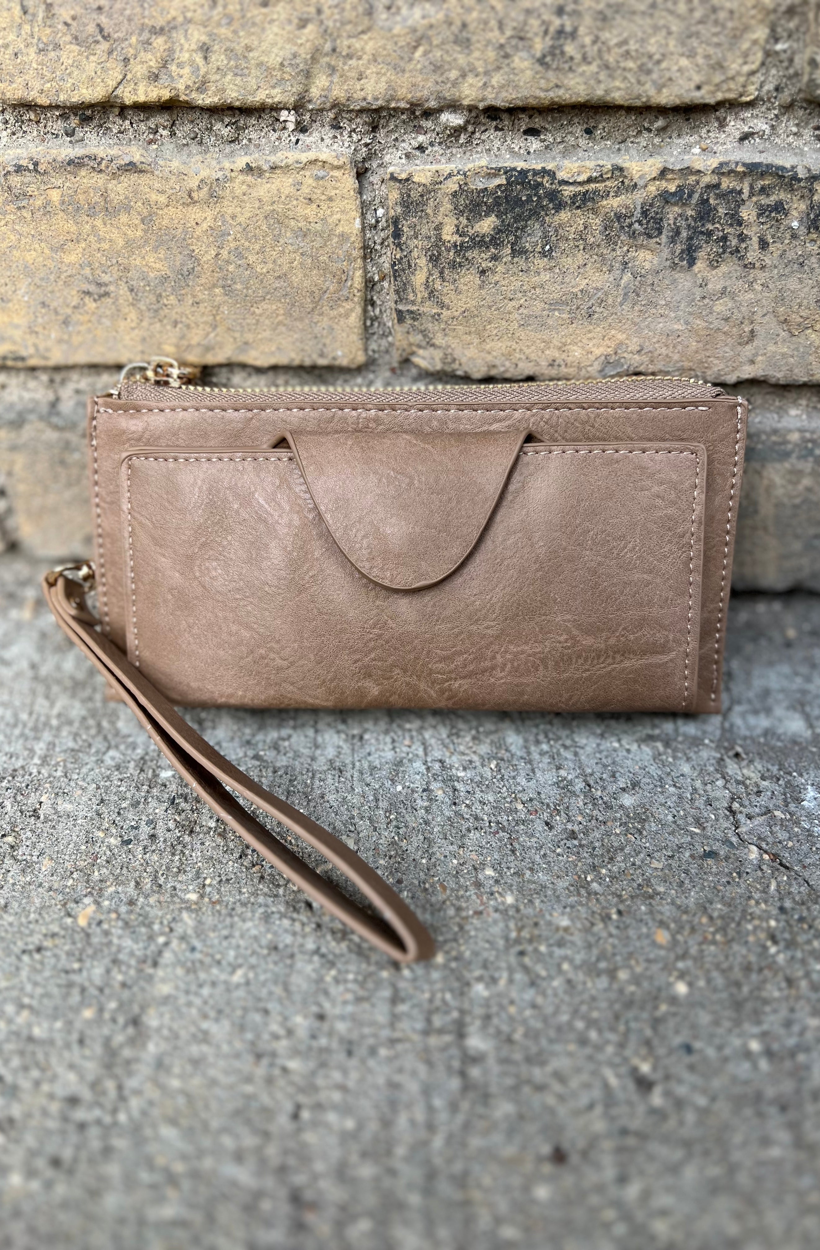 Kyla RFID Wallet w/ Snap Closure-Wallets-Jen and Co-The Silo Boutique, Women's Fashion Boutique Located in Warren and Grand Forks North Dakota