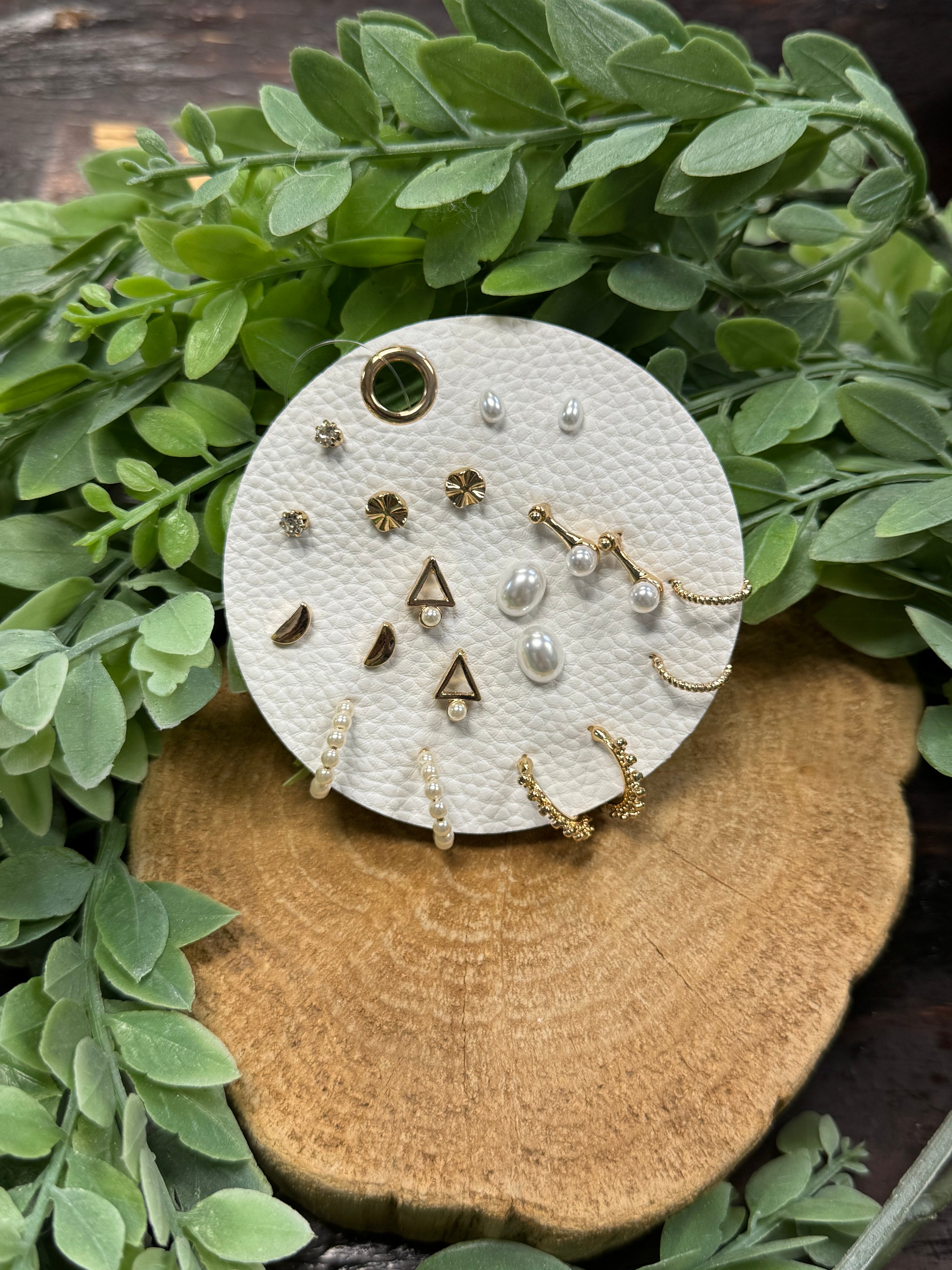 Chic Earring Set-Earrings-fame-The Silo Boutique, Women's Fashion Boutique Located in Warren and Grand Forks North Dakota