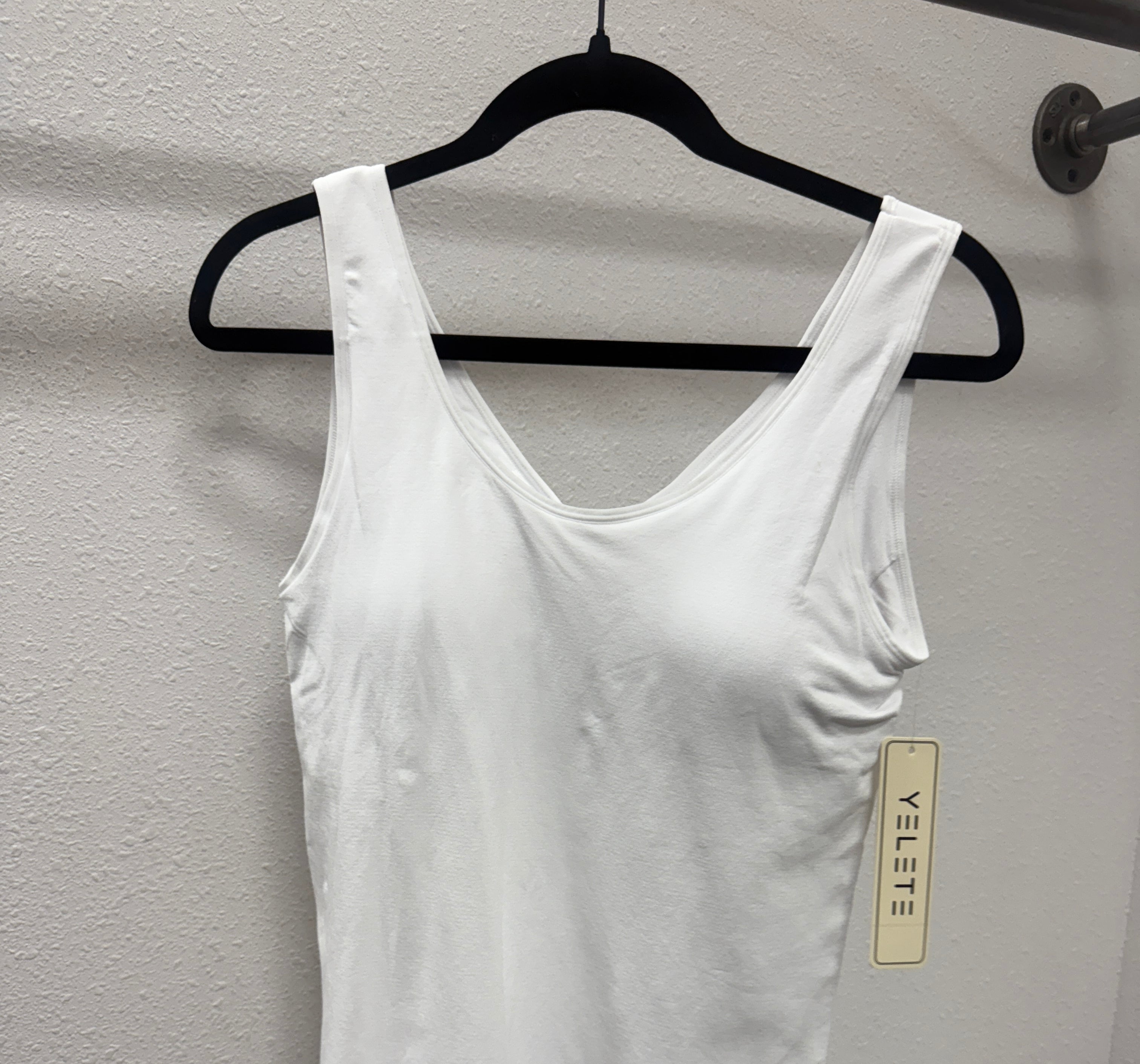 Built in Bra Cami-Camis-yelete-The Silo Boutique, Women's Fashion Boutique Located in Warren and Grand Forks North Dakota
