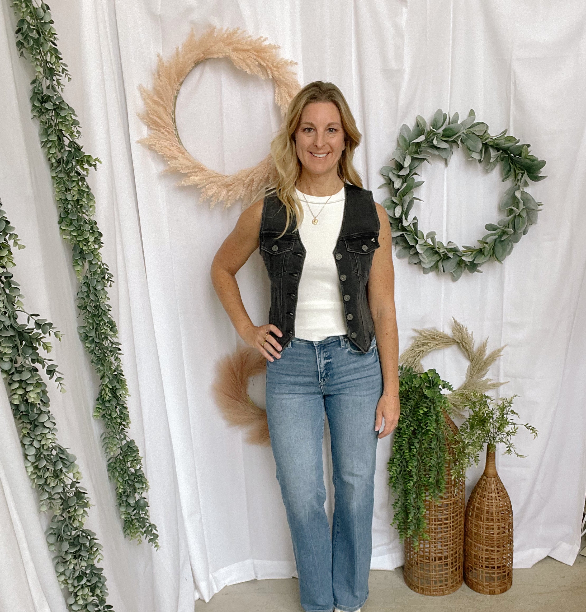 Risen Perfect Flare Jeans-Jeans-risen-The Silo Boutique, Women's Fashion Boutique Located in Warren and Grand Forks North Dakota