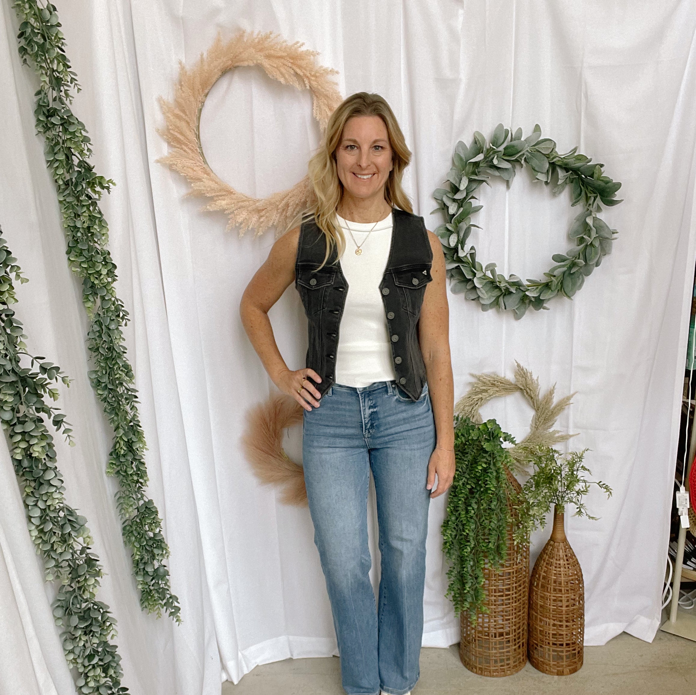 Risen Perfect Flare Jeans-Jeans-risen-The Silo Boutique, Women's Fashion Boutique Located in Warren and Grand Forks North Dakota
