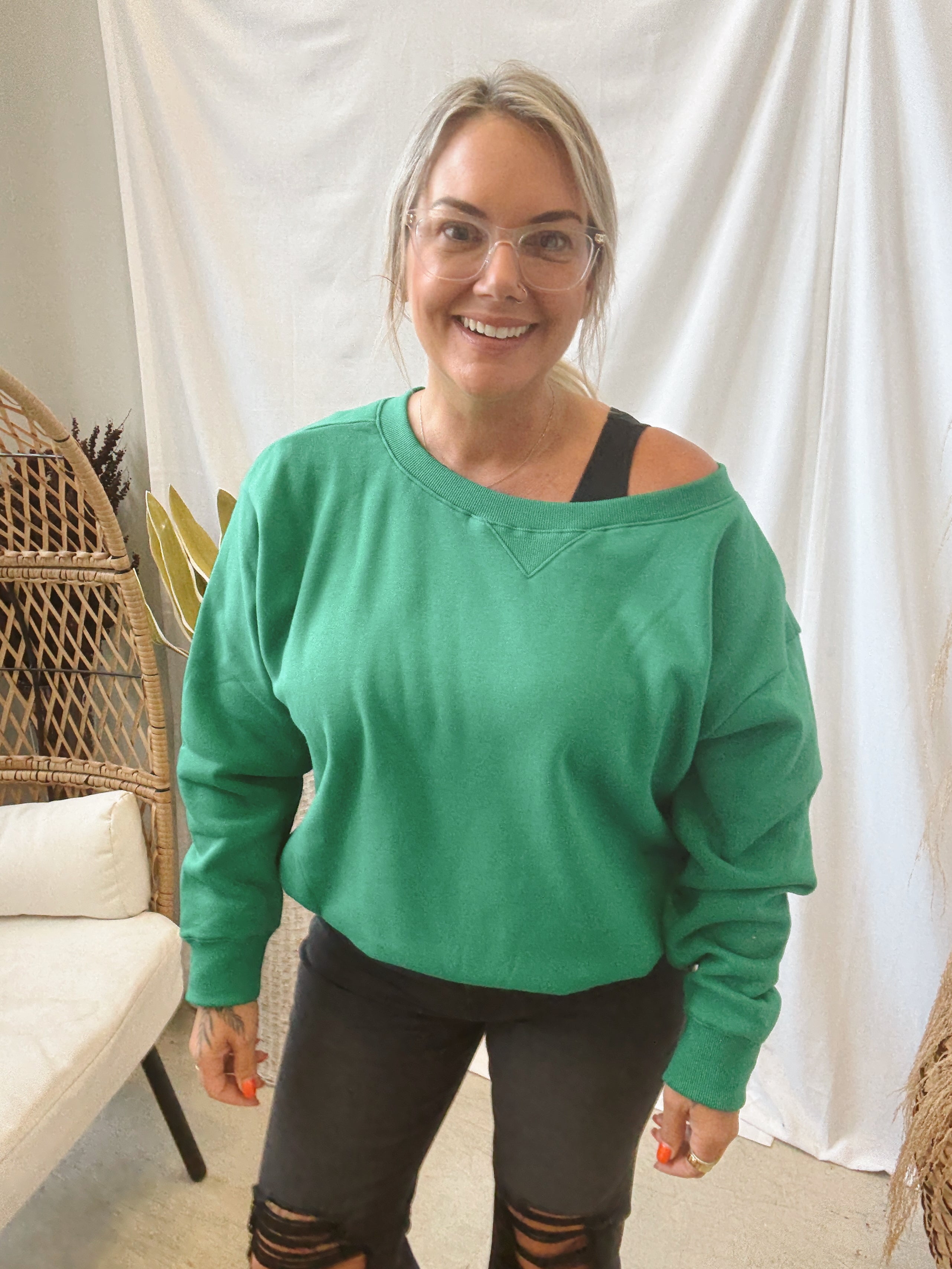 Kelly Green Boat Neck Sweatshirt-Sweatshirts-Zenana-The Silo Boutique, Women's Fashion Boutique Located in Warren and Grand Forks North Dakota