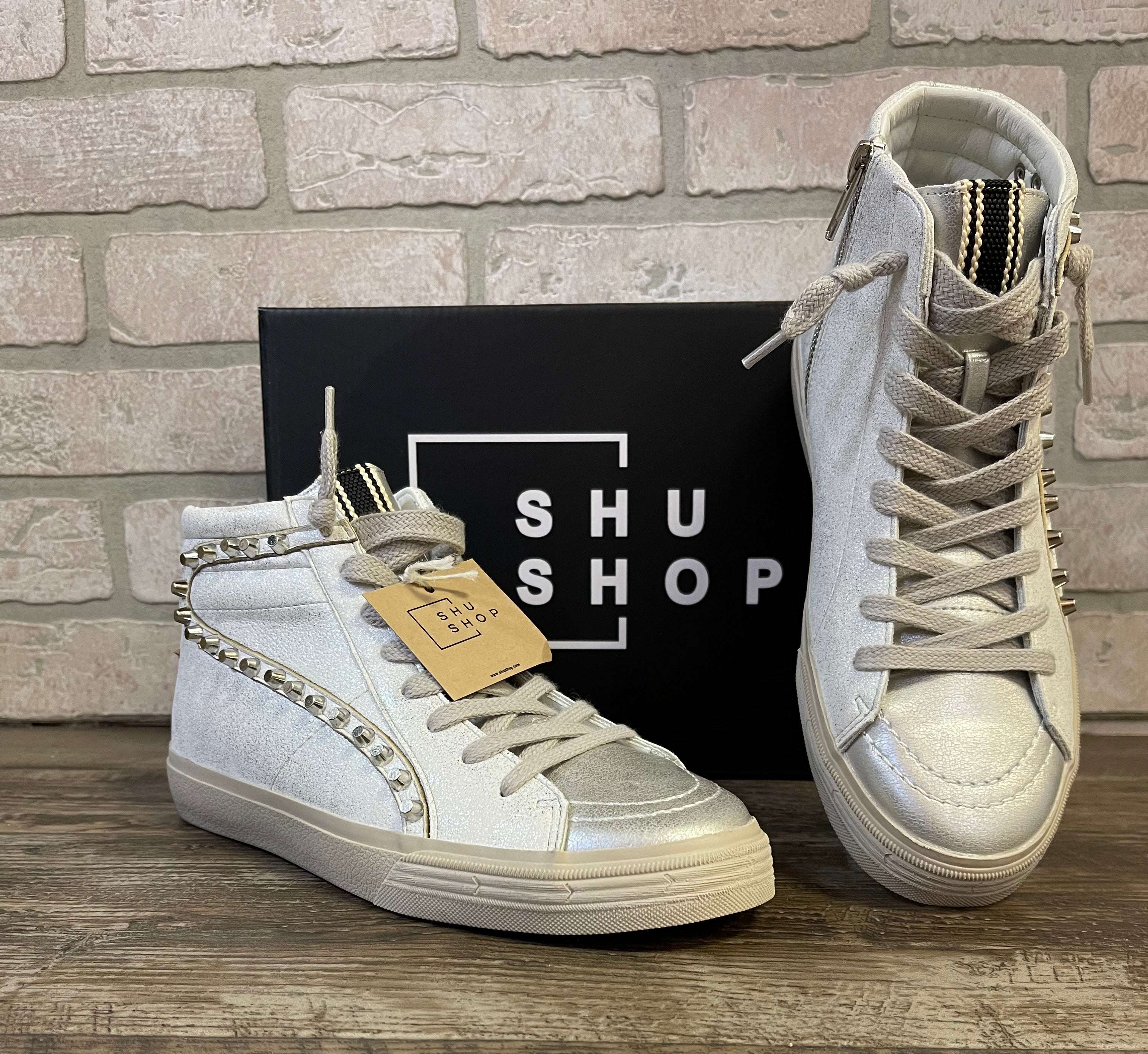 ShuShop Rio White Silver Sneaker-Final Sale-Shoes-shushop-The Silo Boutique, Women's Fashion Boutique Located in Warren and Grand Forks North Dakota
