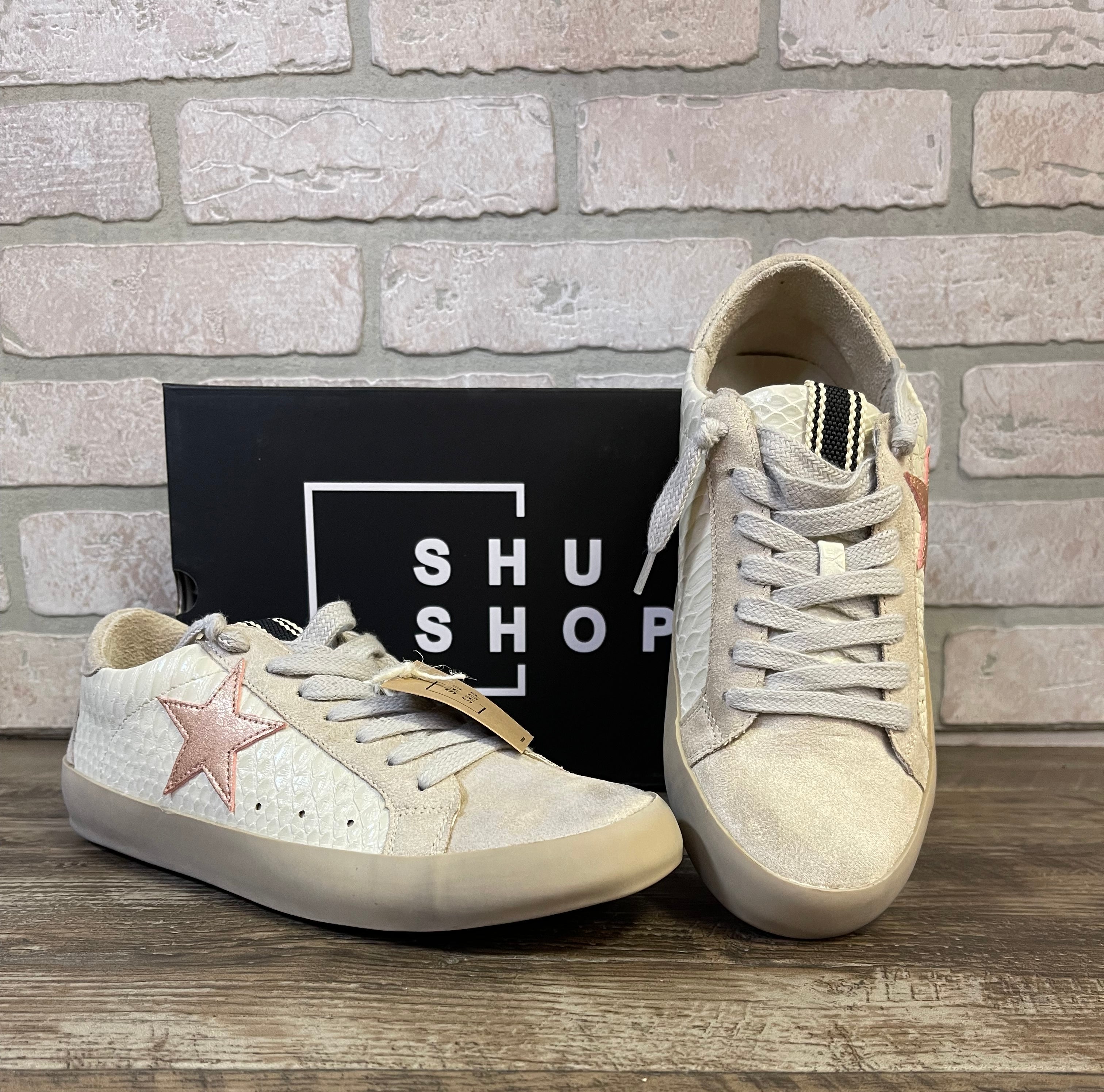 ShuShop Paula Off White Snake Sneaker-Shoes-shushop-The Silo Boutique, Women's Fashion Boutique Located in Warren and Grand Forks North Dakota