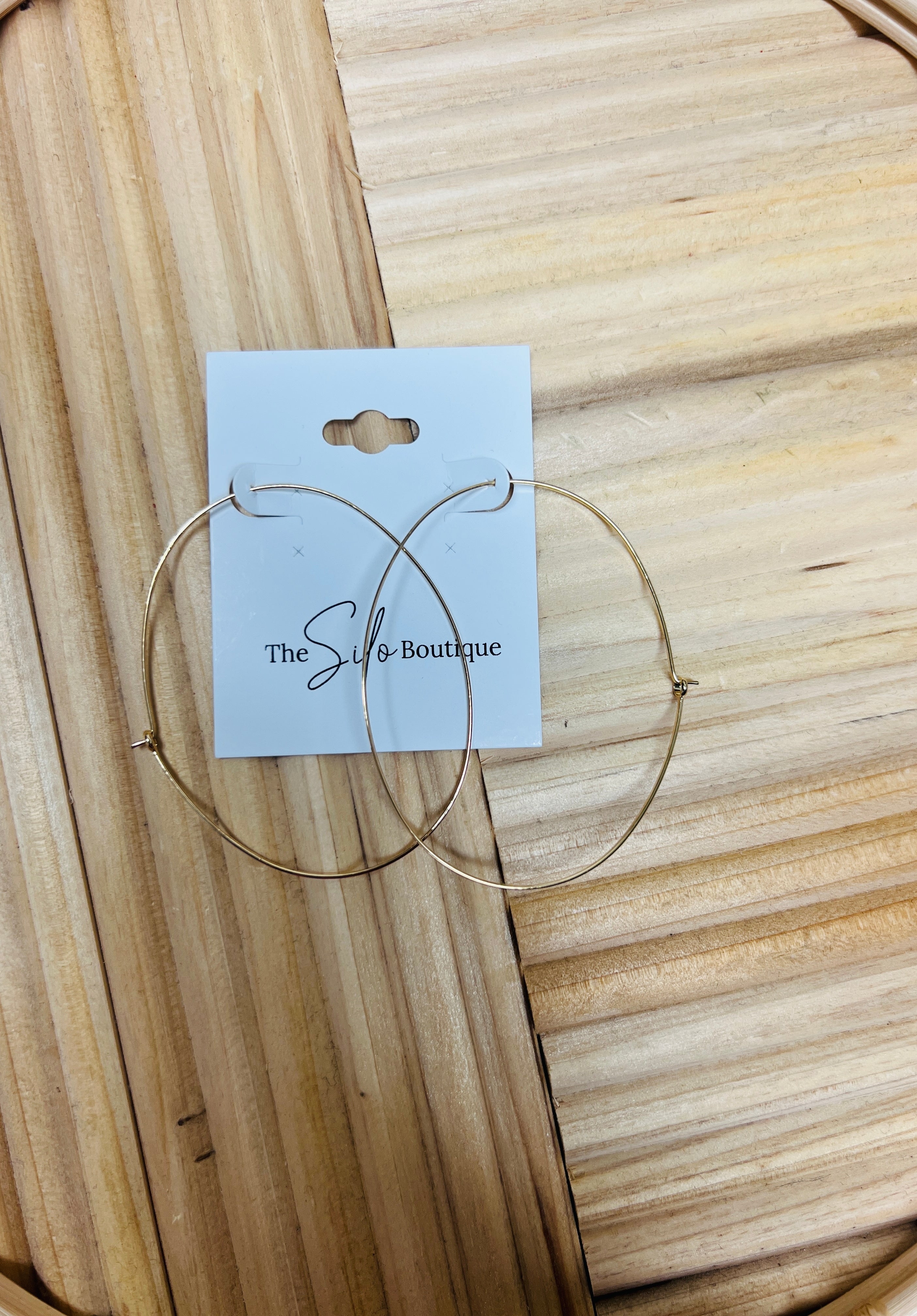 Thin Wire Hoop Earrings-Earrings-Fame-The Silo Boutique, Women's Fashion Boutique Located in Warren and Grand Forks North Dakota
