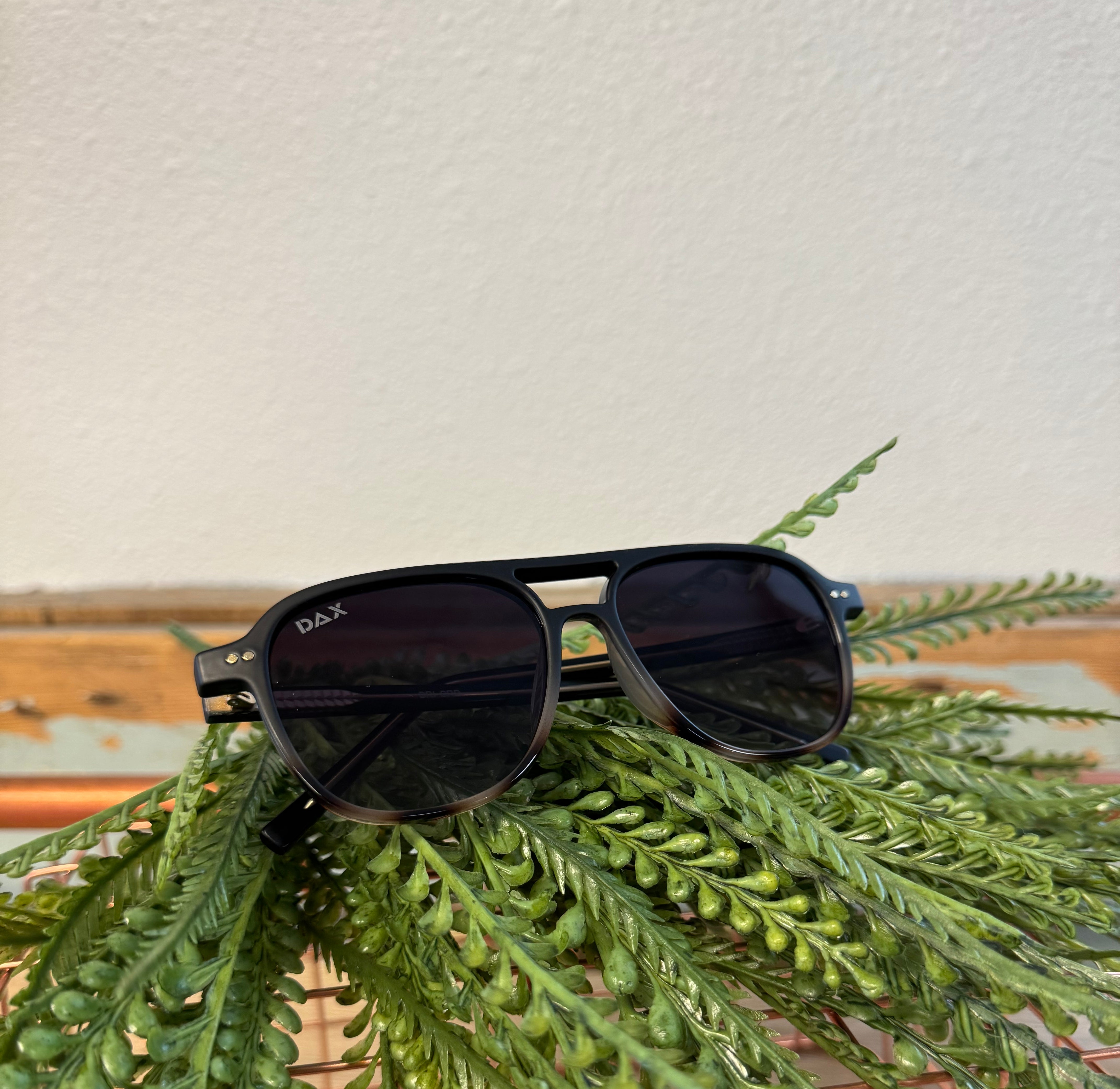 Dax Briggs Gradient Sunglasses-Sunglasses-dax-The Silo Boutique, Women's Fashion Boutique Located in Warren and Grand Forks North Dakota