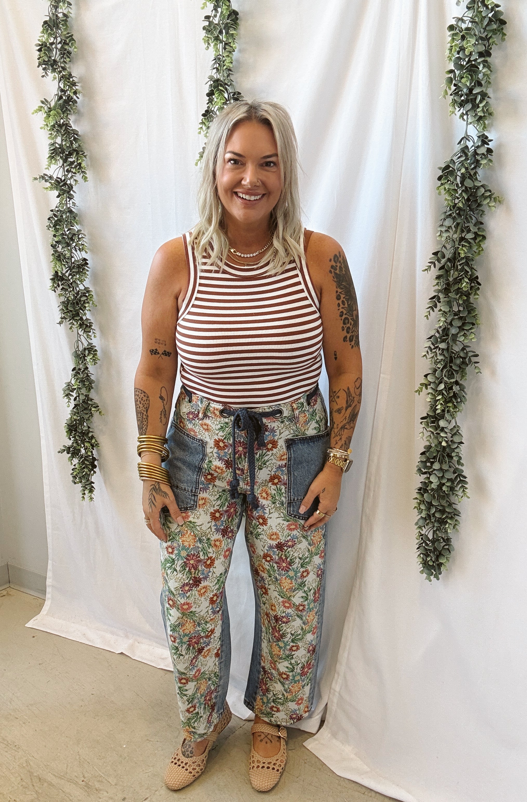 Oli and Hali Floral Barrel Jeans-Jeans-oli-The Silo Boutique, Women's Fashion Boutique Located in Warren and Grand Forks North Dakota