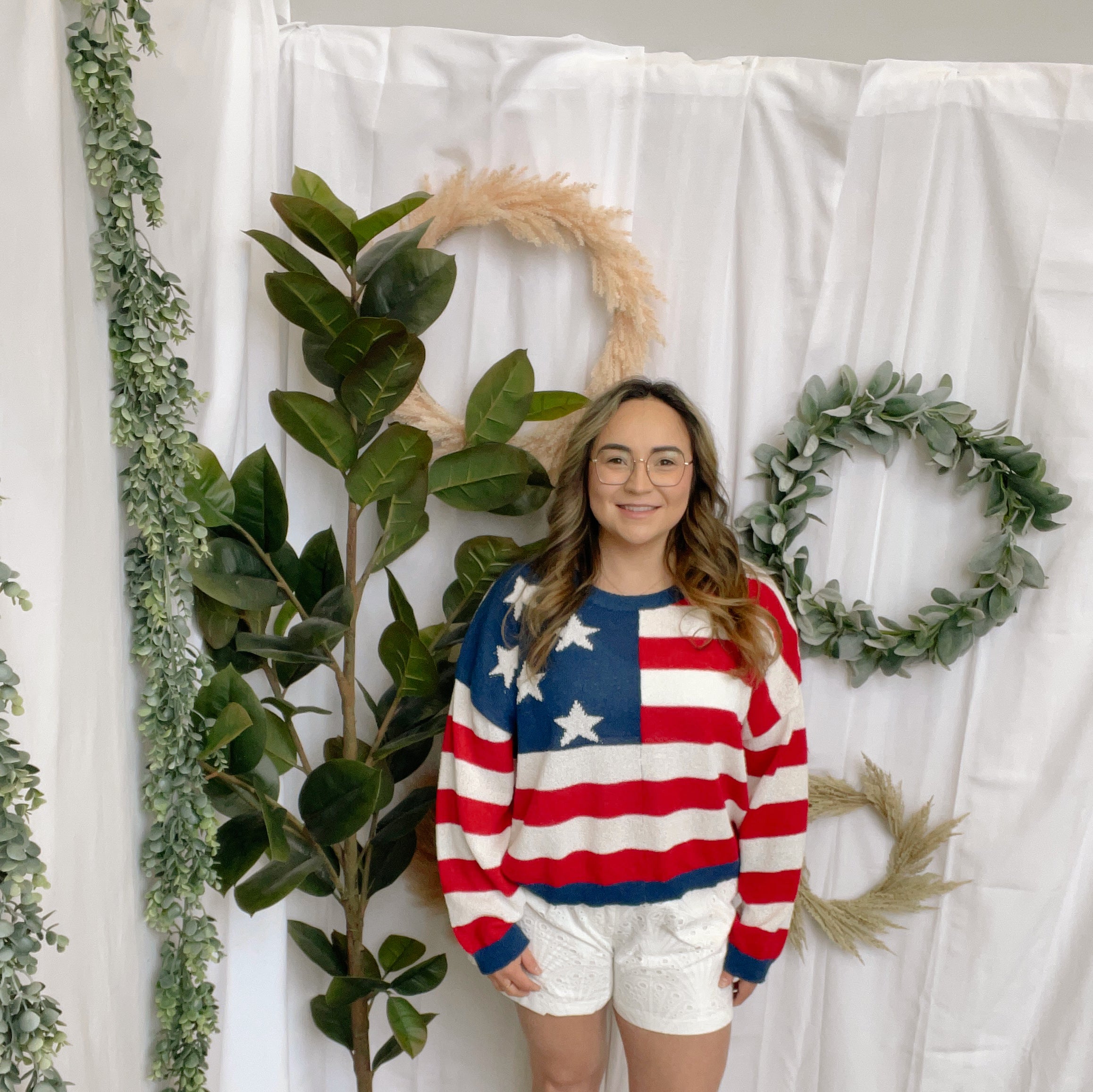 Eyelet White Shorts-Final sale-Shorts-cozy co-The Silo Boutique, Women's Fashion Boutique Located in Warren and Grand Forks North Dakota