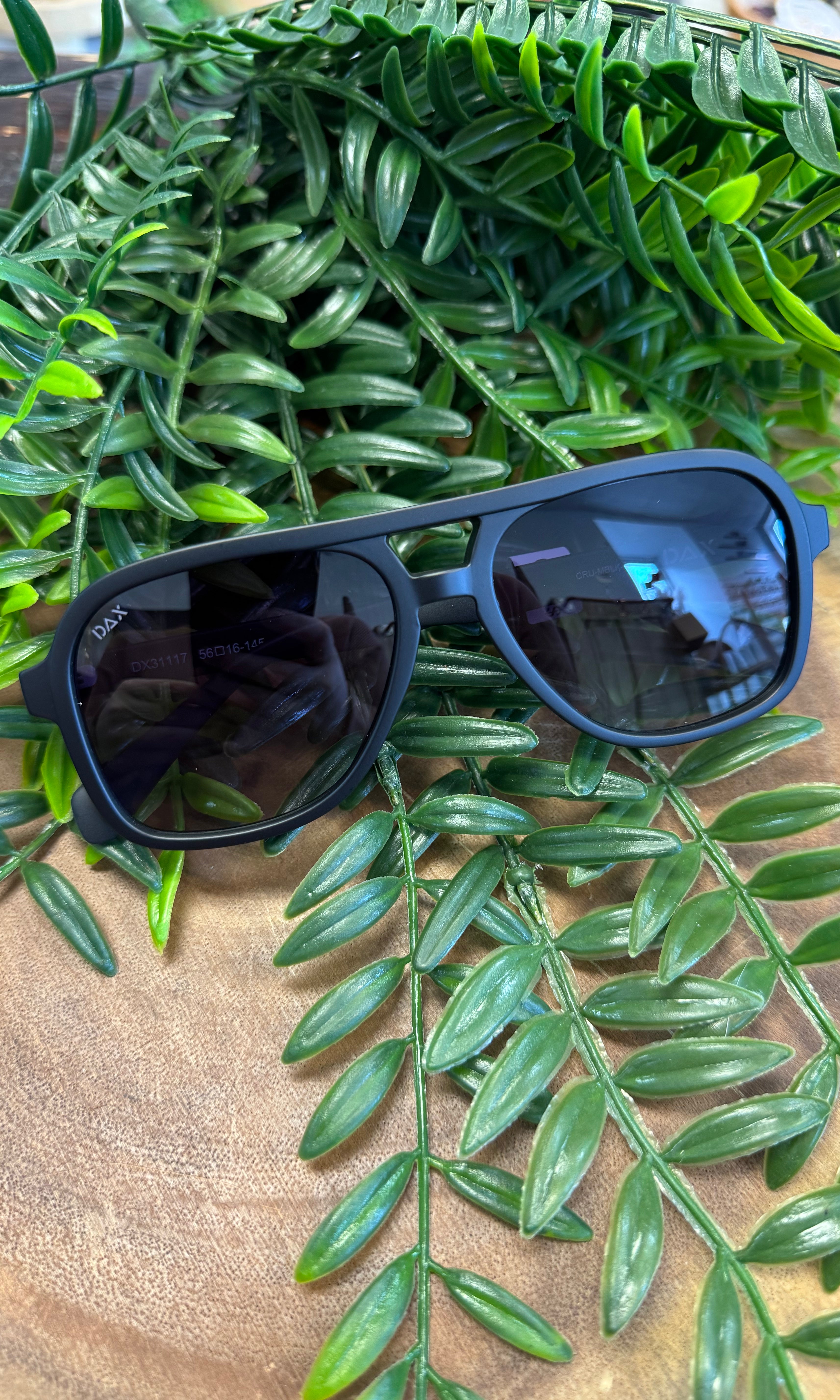 Dax Cruz Sunglasses-Black-Sunglasses-dax-The Silo Boutique, Women's Fashion Boutique Located in Warren and Grand Forks North Dakota