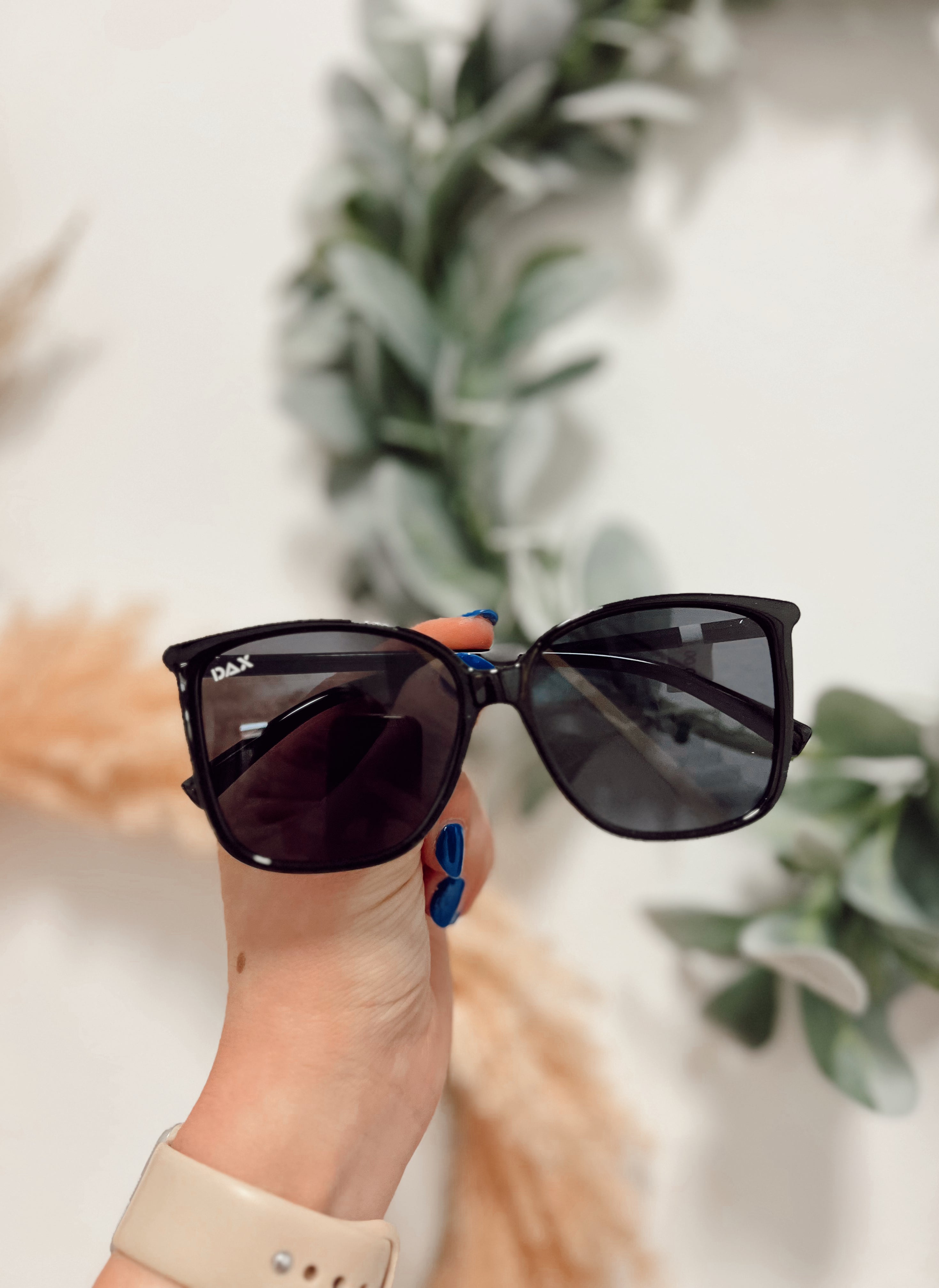 Dax High Class Black Sunglasses-Sunglasses-dax-The Silo Boutique, Women's Fashion Boutique Located in Warren and Grand Forks North Dakota