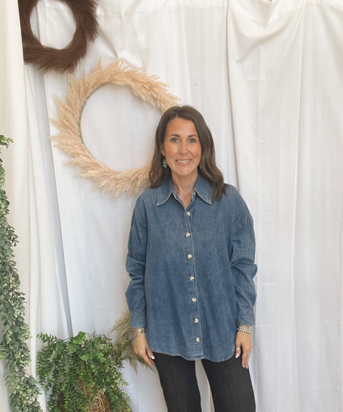 Vayda Denim Shirt-Coats & Jackets-twentyfourth-The Silo Boutique, Women's Fashion Boutique Located in Warren and Grand Forks North Dakota