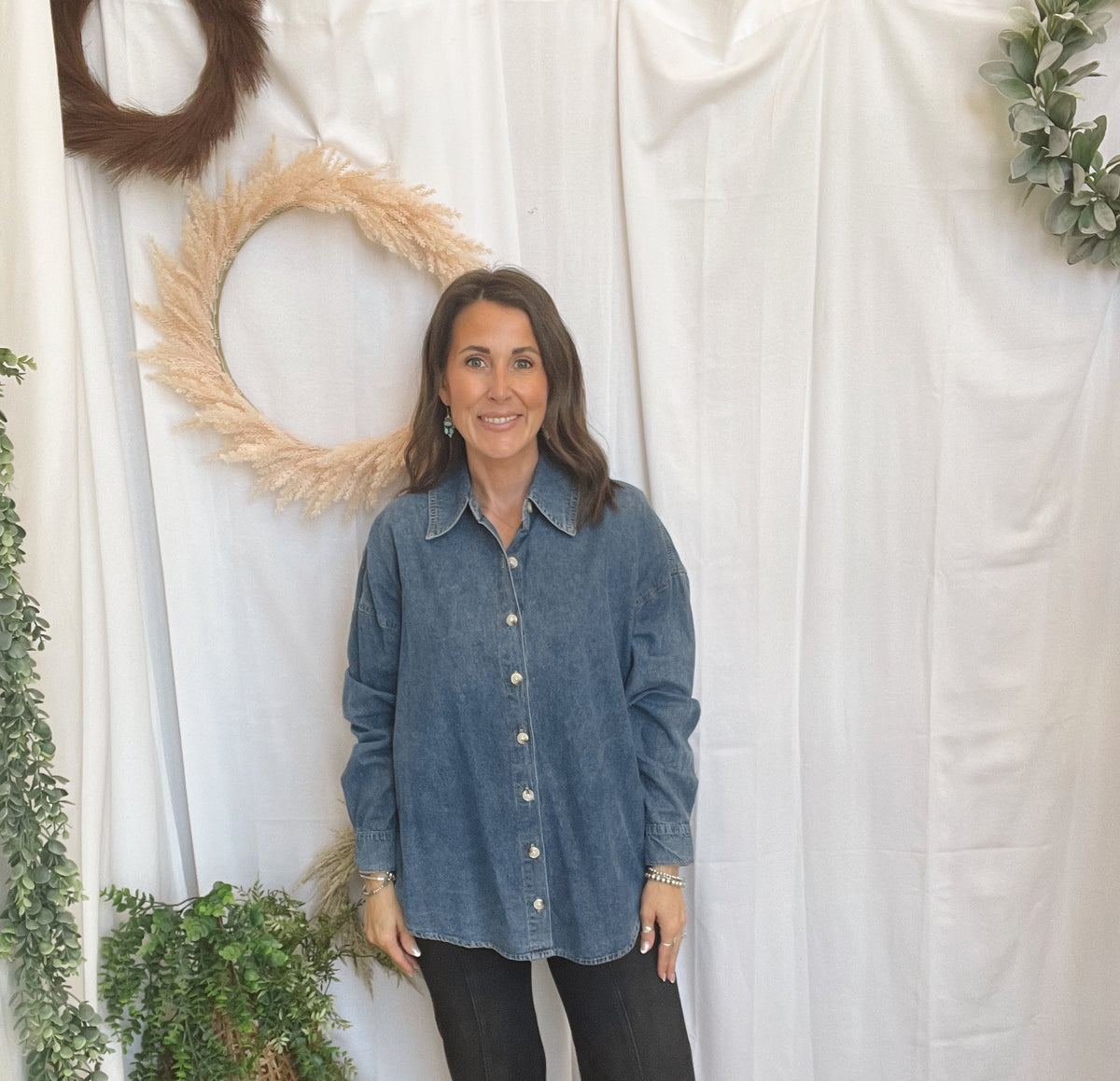 Vayda Denim Shirt-Coats & Jackets-twentyfourth-The Silo Boutique, Women's Fashion Boutique Located in Warren and Grand Forks North Dakota
