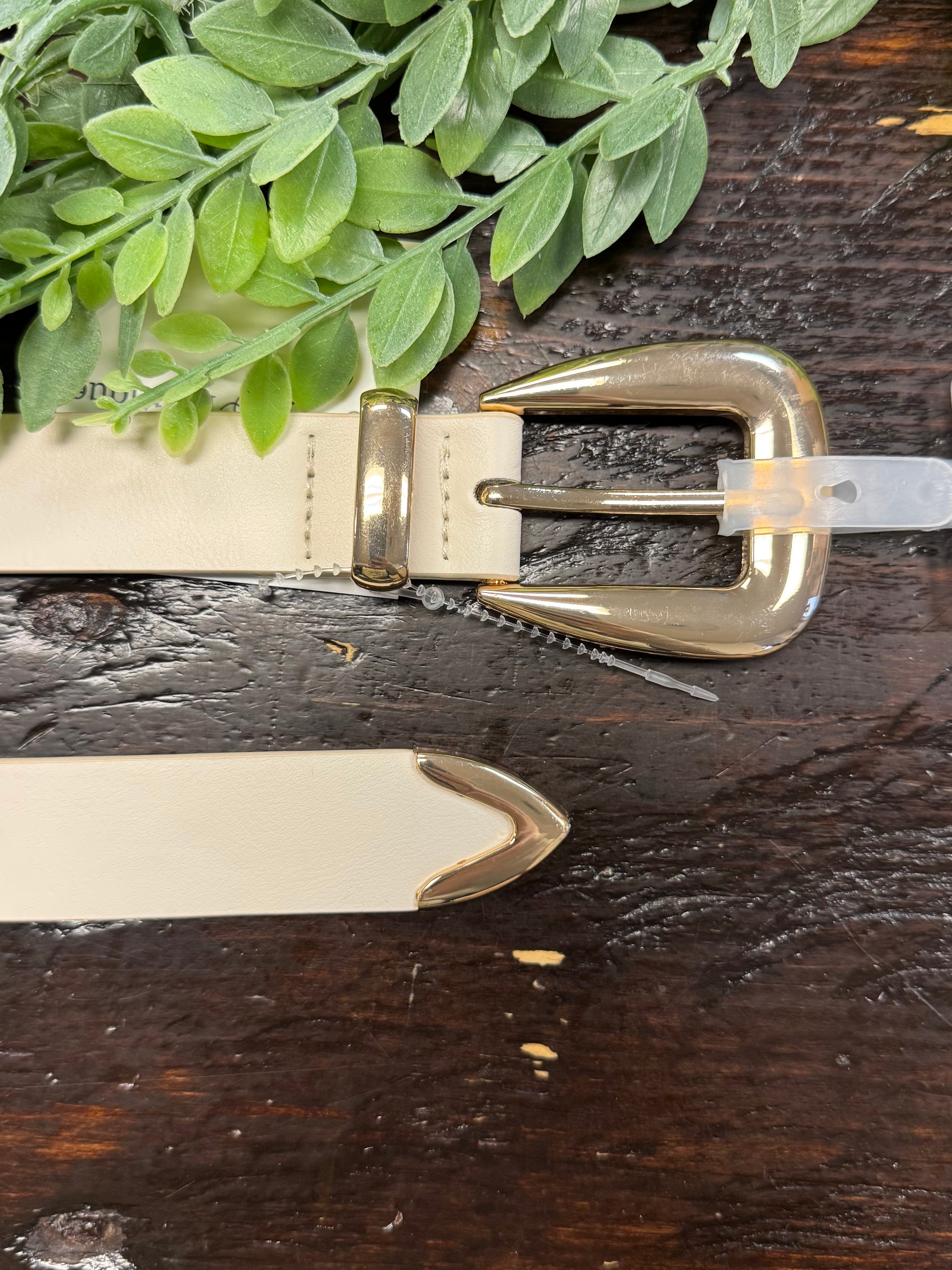 Smooth Belt-Ivory-Belts-Fame-The Silo Boutique, Women's Fashion Boutique Located in Warren and Grand Forks North Dakota