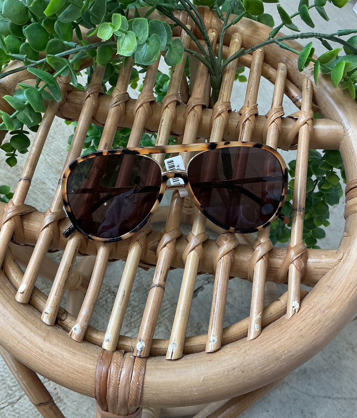 Freyrs Shay Tortoise Sunglasses-Brown-Sunglasses-freyers-The Silo Boutique, Women's Fashion Boutique Located in Warren and Grand Forks North Dakota