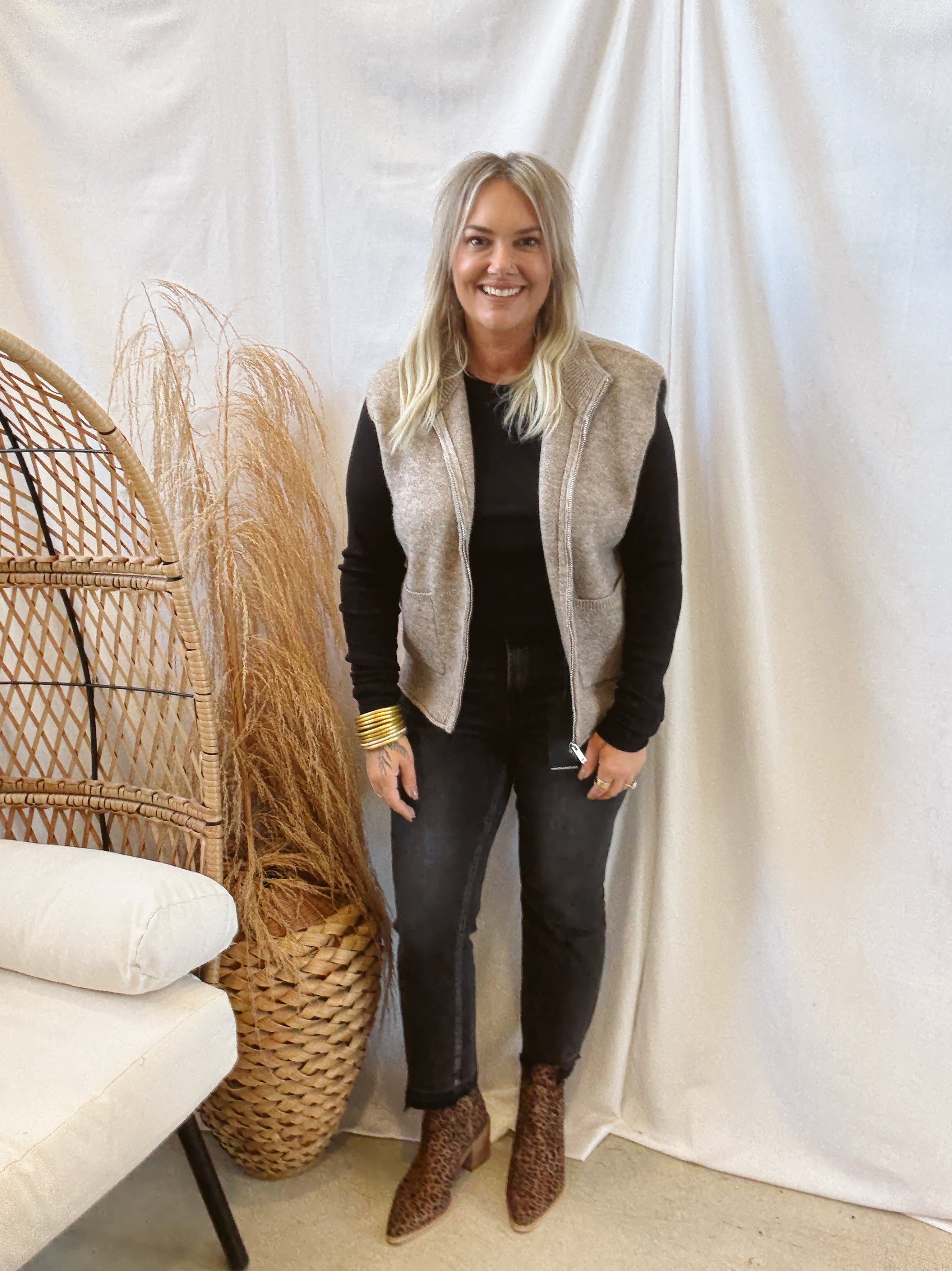 Zip Up Sweater Vest-Taupe-Vests-stacatto-The Silo Boutique, Women's Fashion Boutique Located in Warren and Grand Forks North Dakota