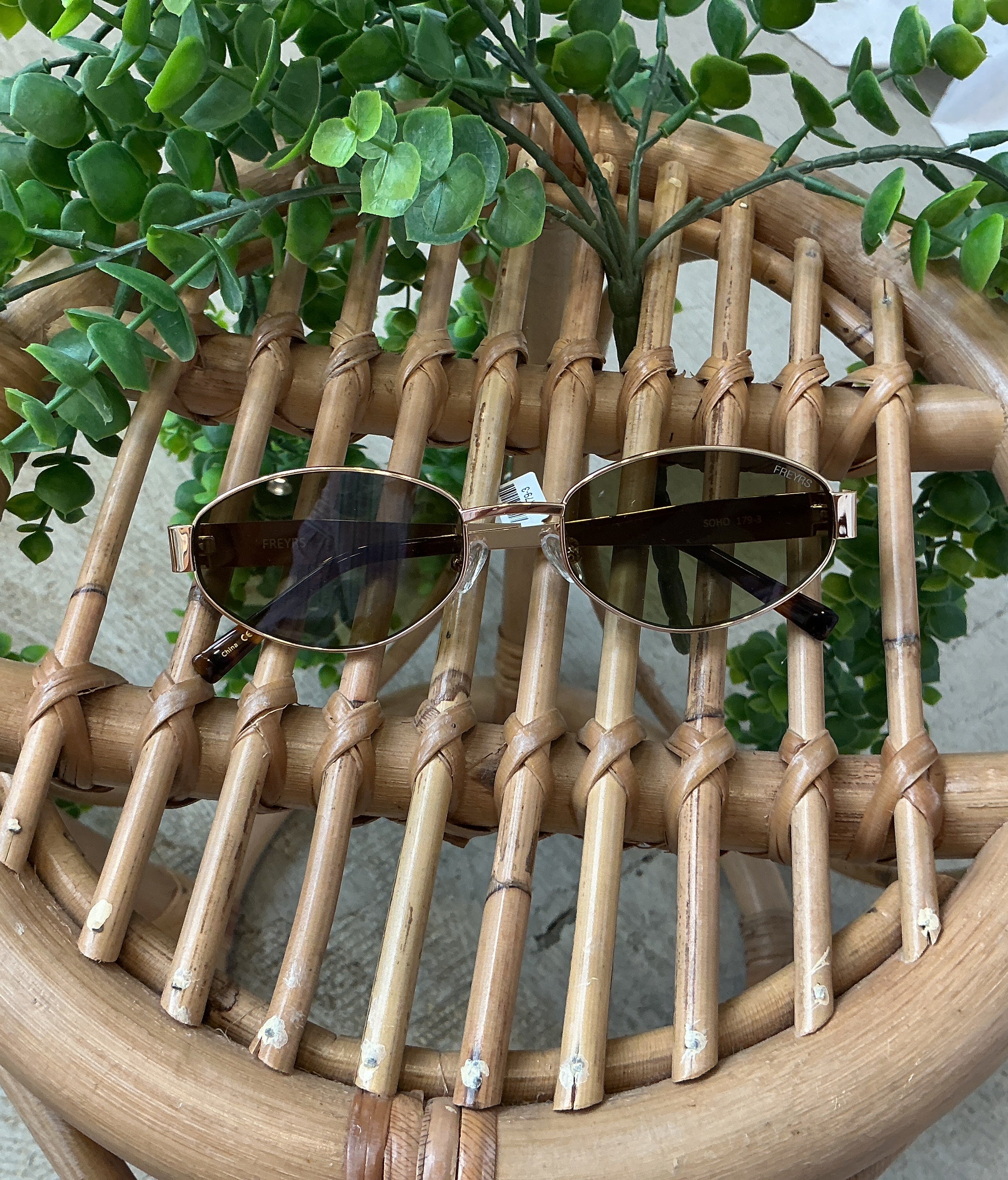 Freyrs Soho Sunglasses-Green-Sunglasses-freyers-The Silo Boutique, Women's Fashion Boutique Located in Warren and Grand Forks North Dakota