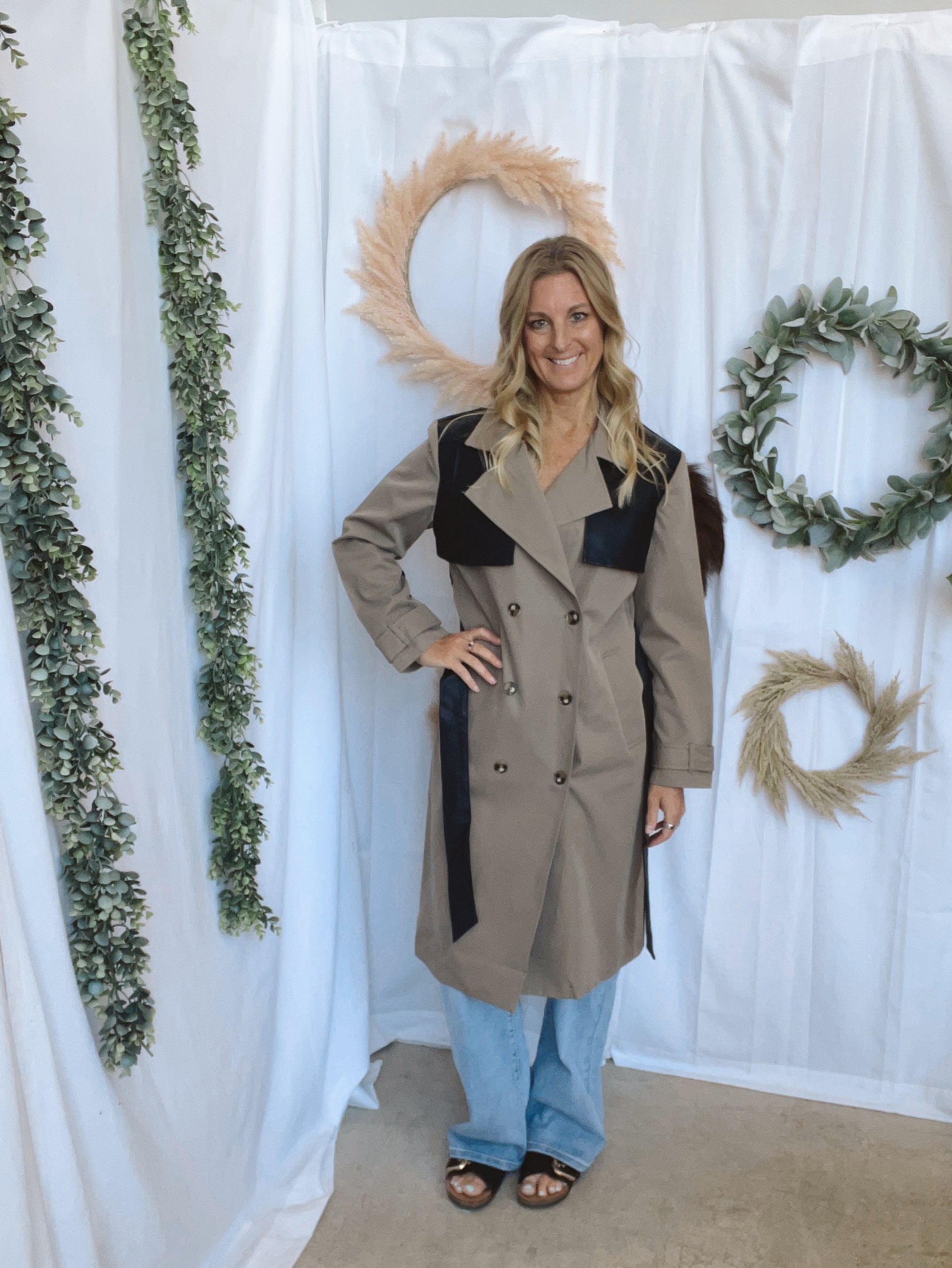 Ash Trench Coat-Coats & Jackets-curds-The Silo Boutique, Women's Fashion Boutique Located in Warren and Grand Forks North Dakota