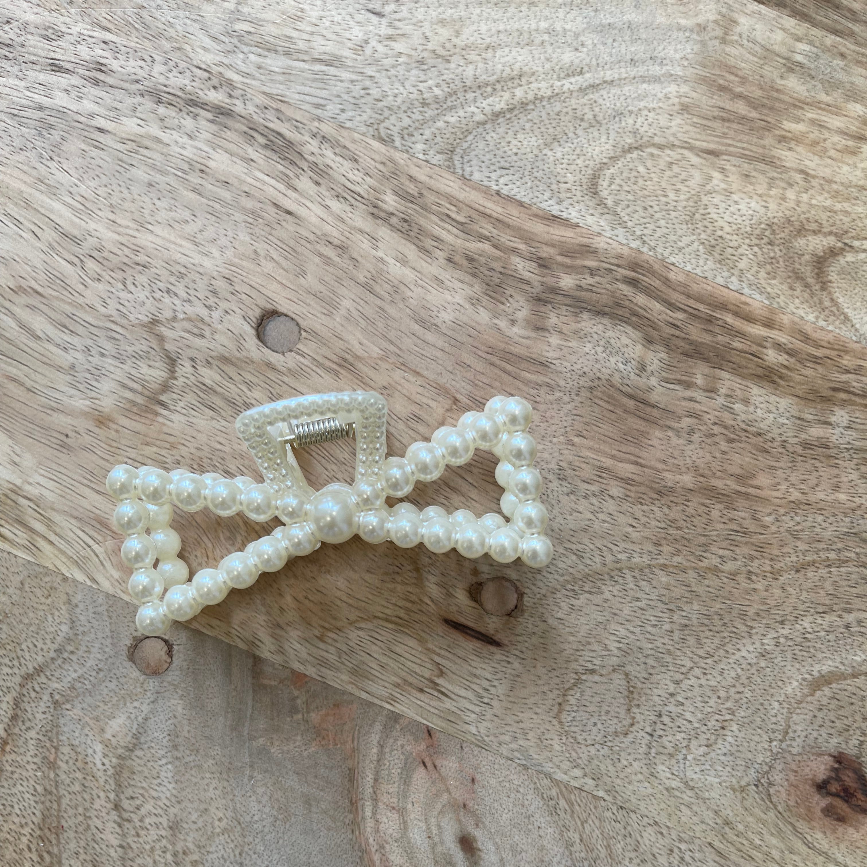 Joss Bow Claw-Hair Claw-joss-The Silo Boutique, Women's Fashion Boutique Located in Warren and Grand Forks North Dakota