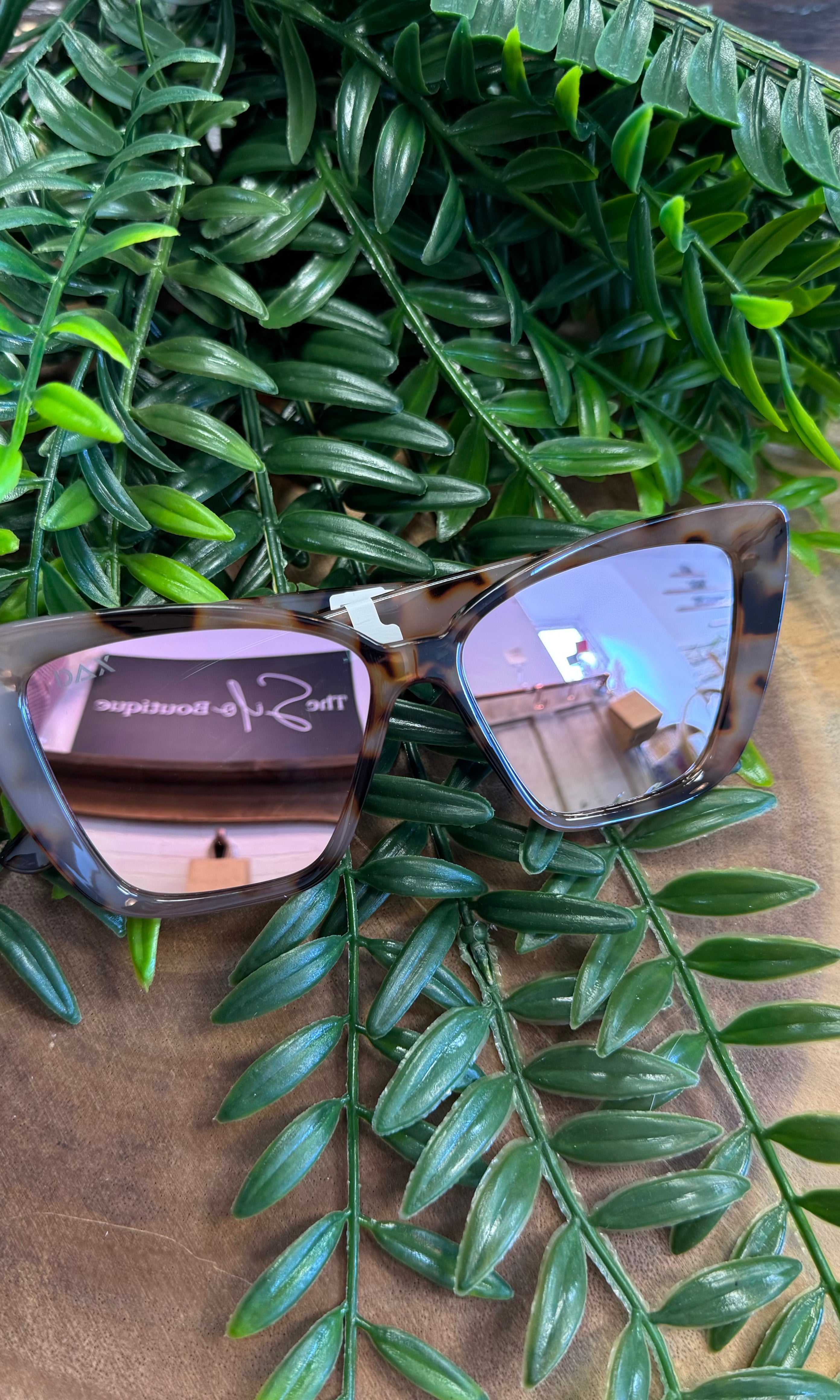 Dax Callie Cheetah Sunglasses-Sunglasses-dax-The Silo Boutique, Women's Fashion Boutique Located in Warren and Grand Forks North Dakota