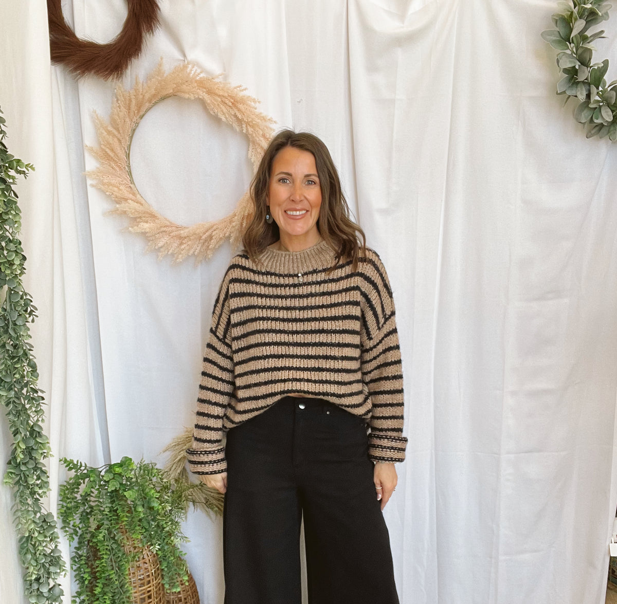 Feeling Free Flare Jeans-Black-Jeans-hyfve-The Silo Boutique, Women's Fashion Boutique Located in Warren and Grand Forks North Dakota