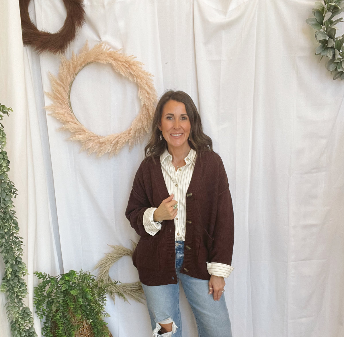 Risen Laurie Barrel Jeans-Jeans-risen-The Silo Boutique, Women's Fashion Boutique Located in Warren and Grand Forks North Dakota