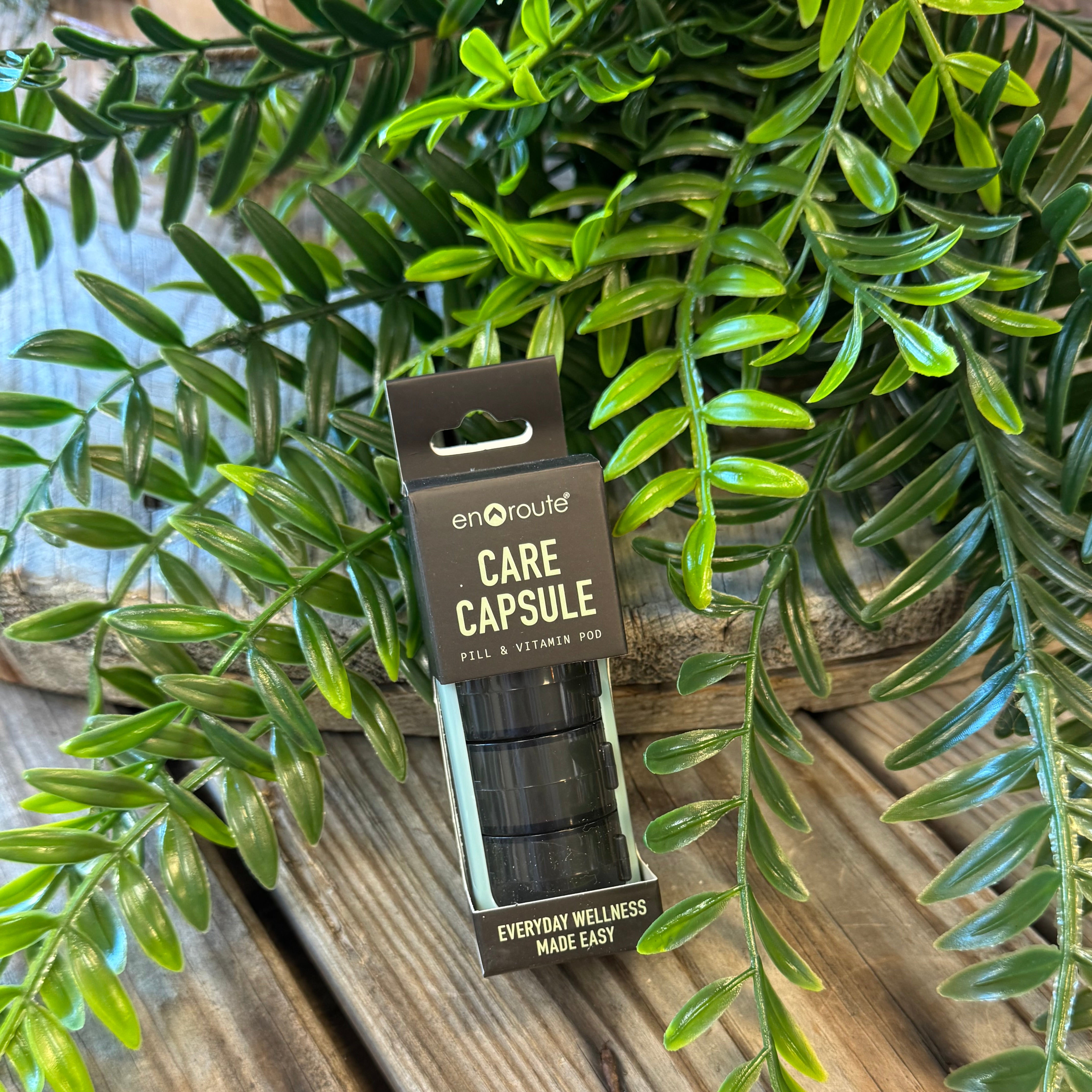 En Route Capsule Case-Beauty-dm-The Silo Boutique, Women's Fashion Boutique Located in Warren and Grand Forks North Dakota