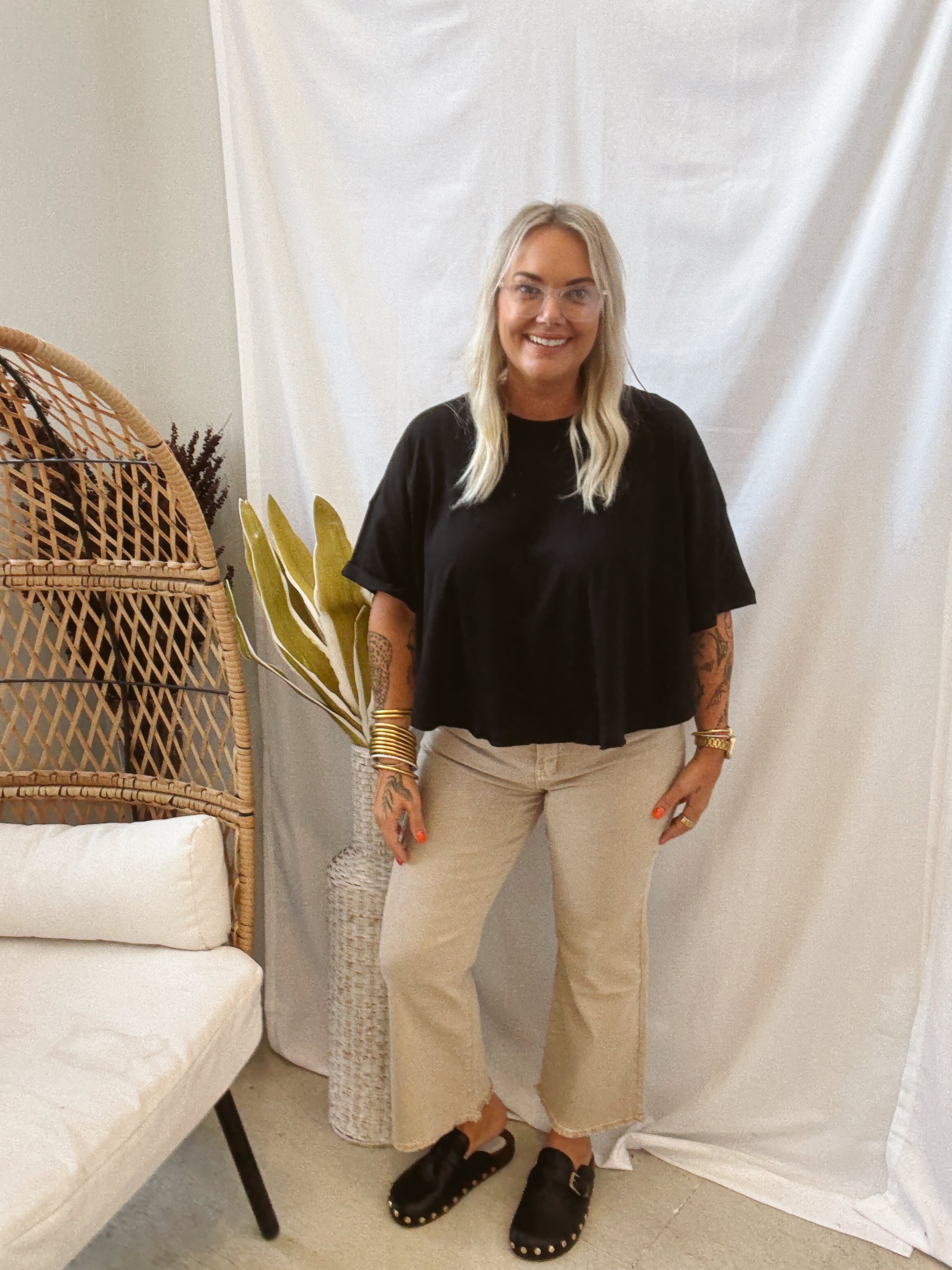 Zoe Tan Washed Jeans-Jeans-Zenana-The Silo Boutique, Women's Fashion Boutique Located in Warren and Grand Forks North Dakota