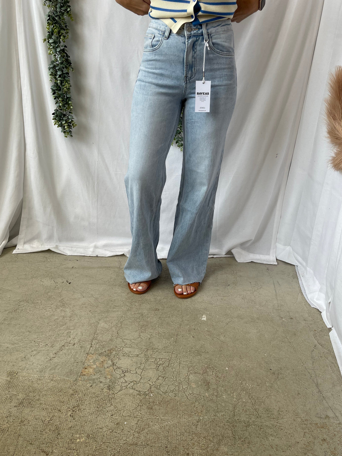 Bayeas Bella Wide Leg Jeans-Light Wash-Jeans-bayeas-The Silo Boutique, Women's Fashion Boutique Located in Warren and Grand Forks North Dakota