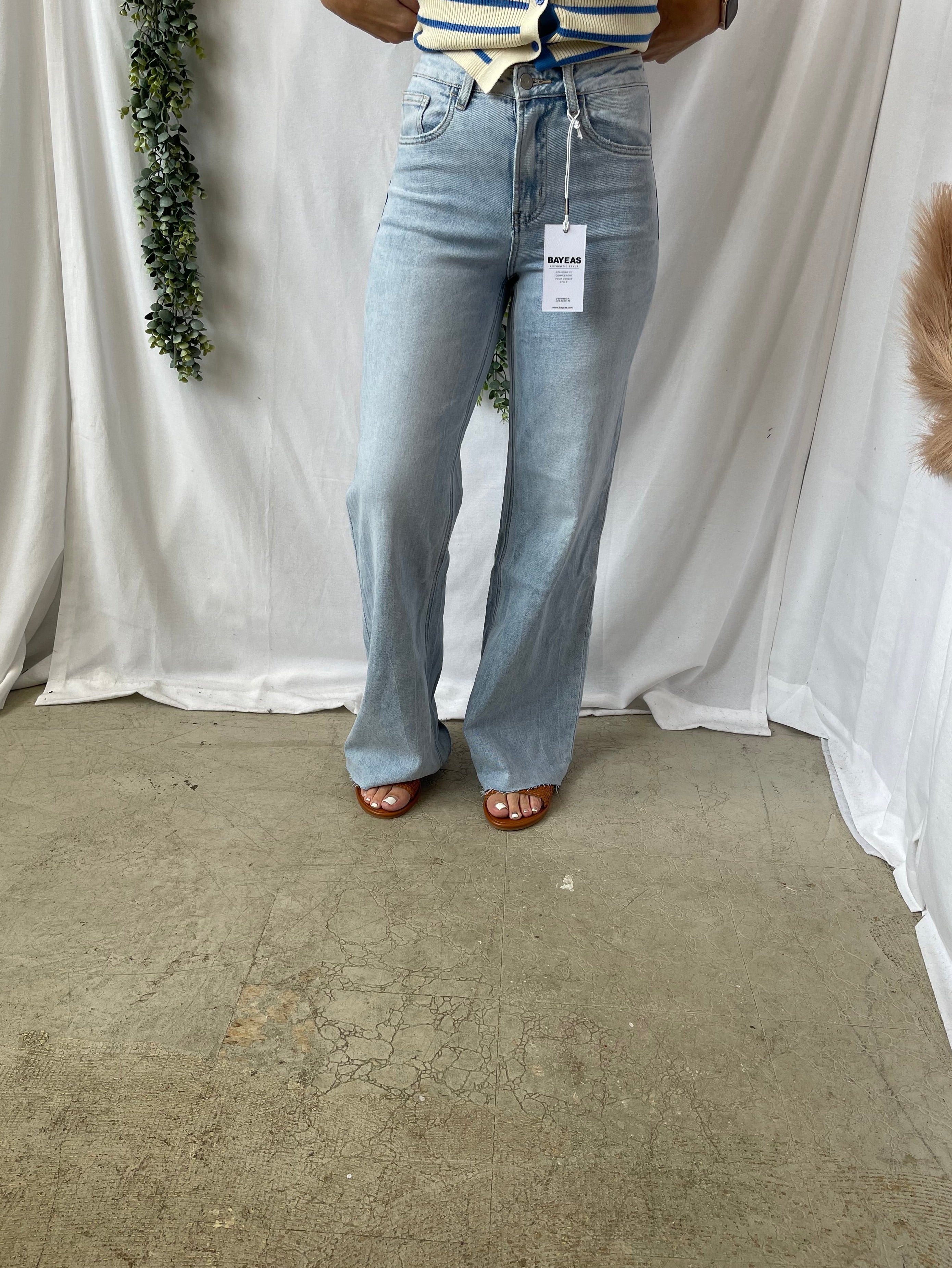 Bayeas Bella Wide Leg Jeans-Light Wash-Jeans-bayeas-The Silo Boutique, Women's Fashion Boutique Located in Warren and Grand Forks North Dakota