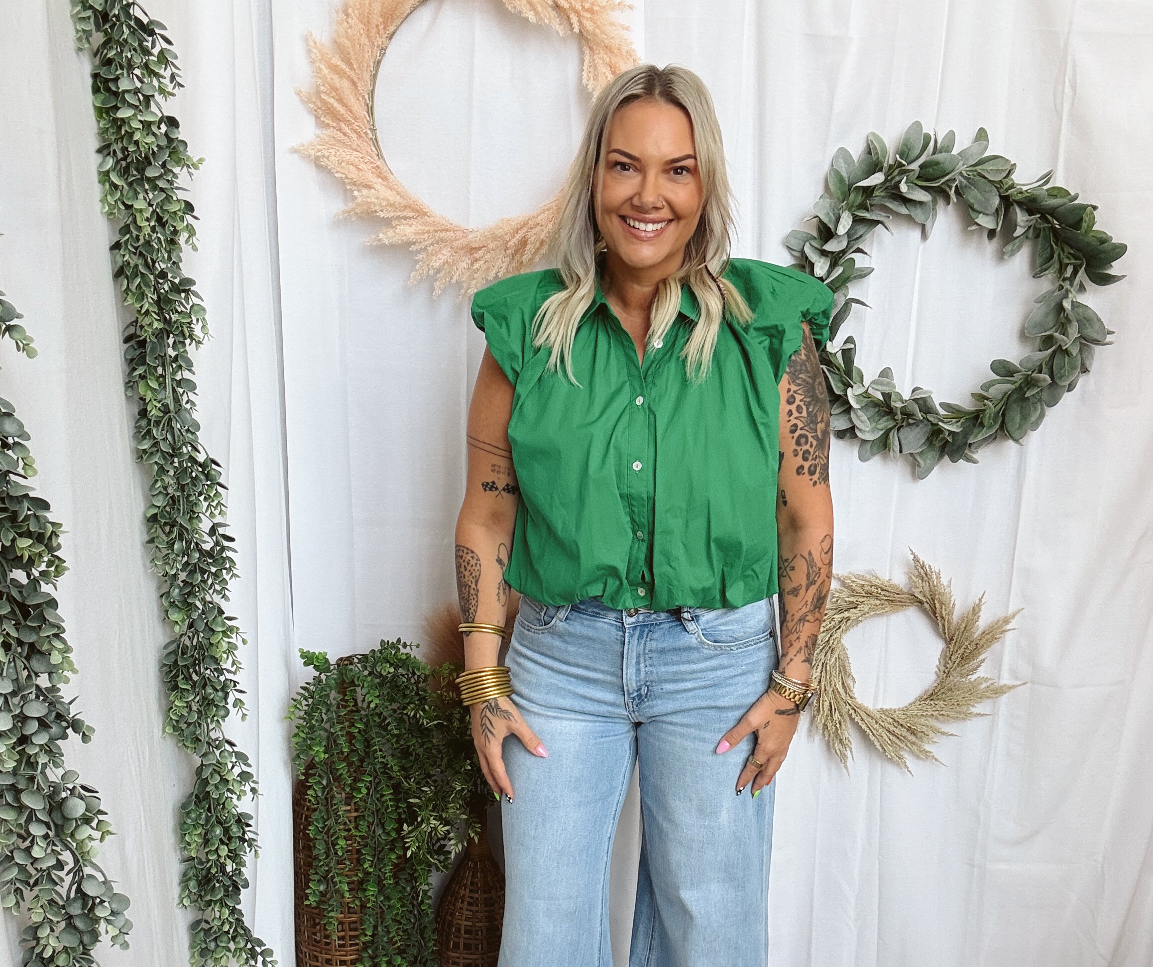 Mica Wide Leg Baggy Fit Jeans-Jeans-mica-The Silo Boutique, Women's Fashion Boutique Located in Warren and Grand Forks North Dakota