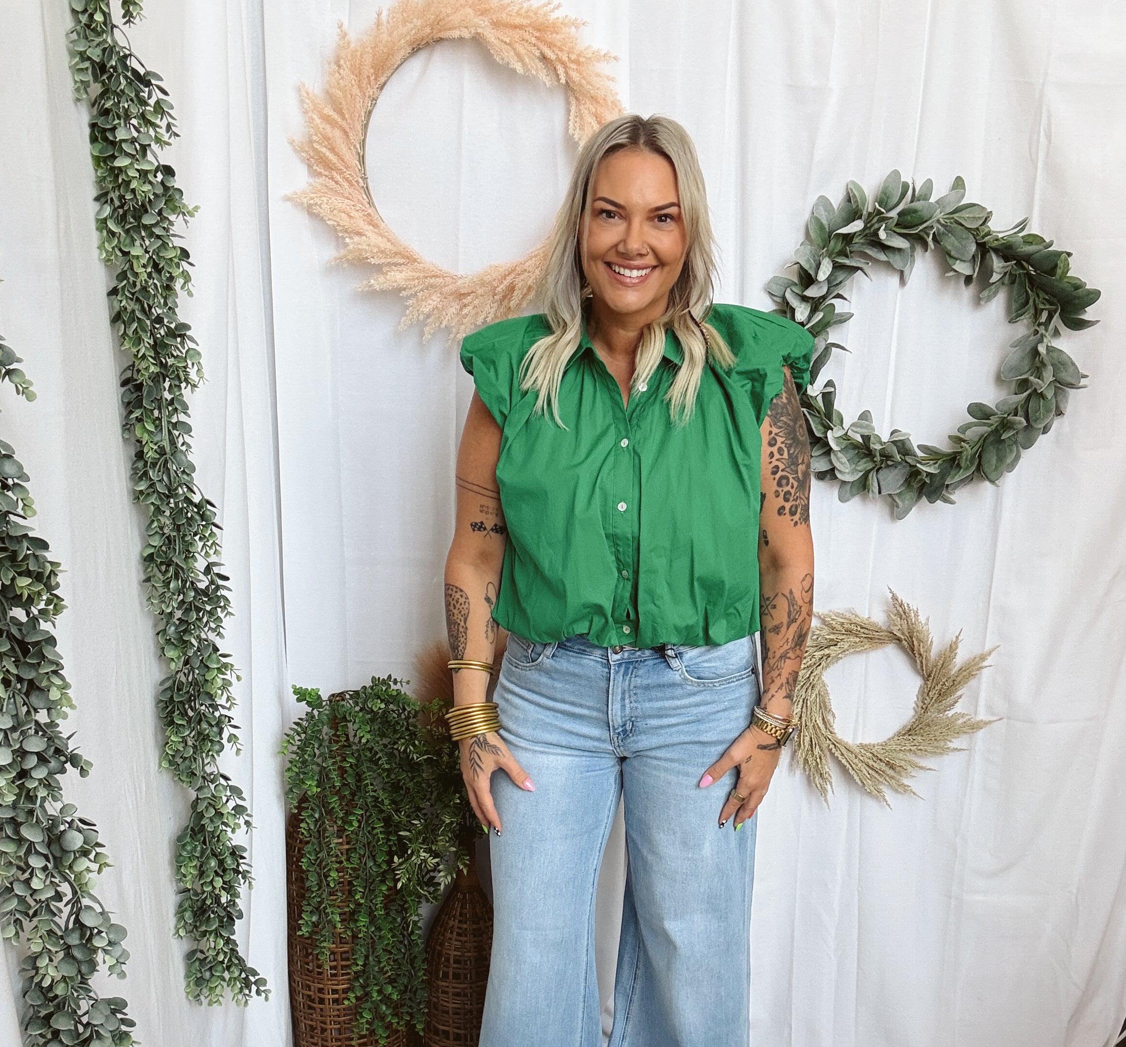 Mica Wide Leg Baggy Fit Jeans-Jeans-mica-The Silo Boutique, Women's Fashion Boutique Located in Warren and Grand Forks North Dakota