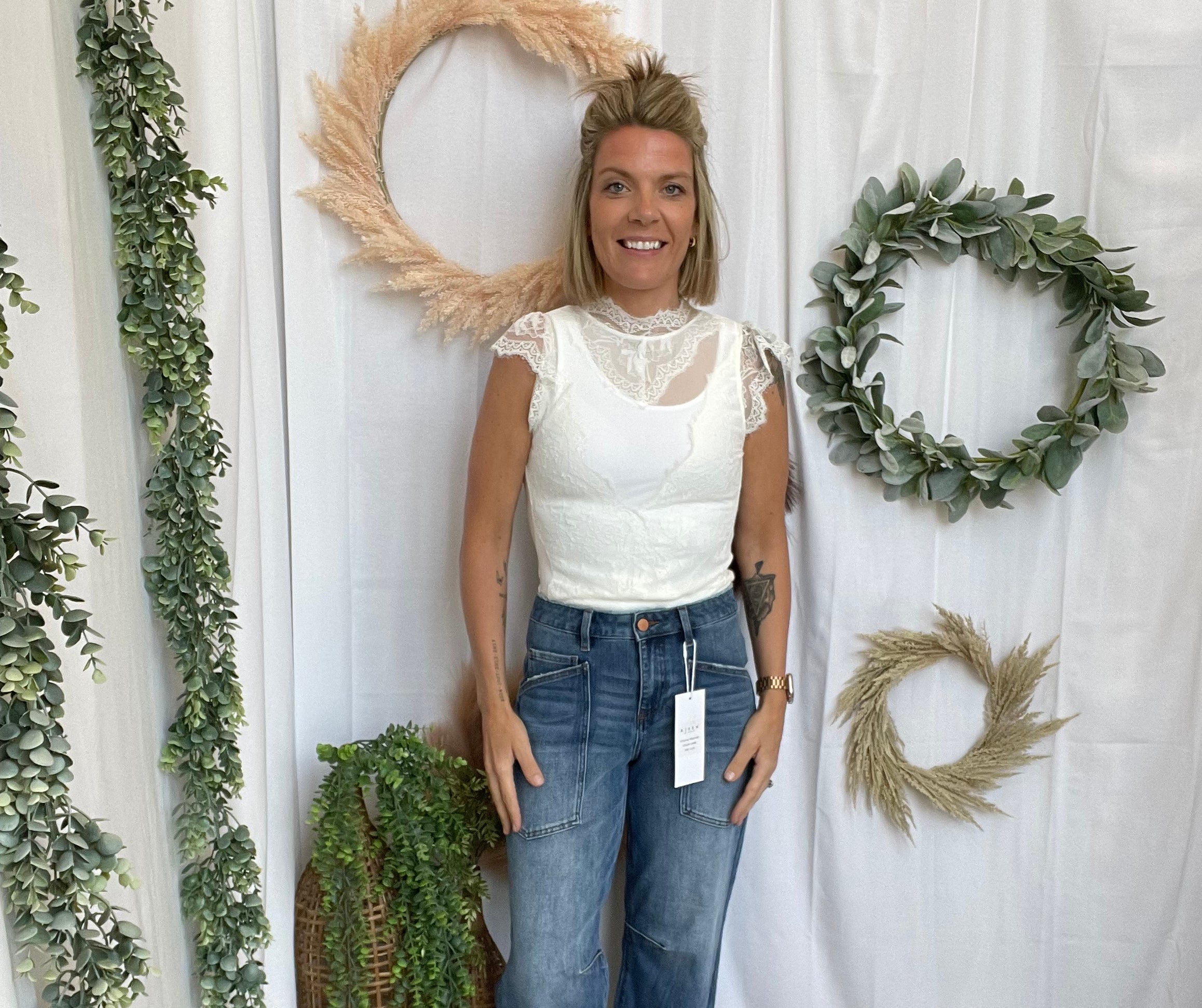 Risen Perry Pocket Detail Barrel Jeans-Jeans-risen-The Silo Boutique, Women's Fashion Boutique Located in Warren and Grand Forks North Dakota