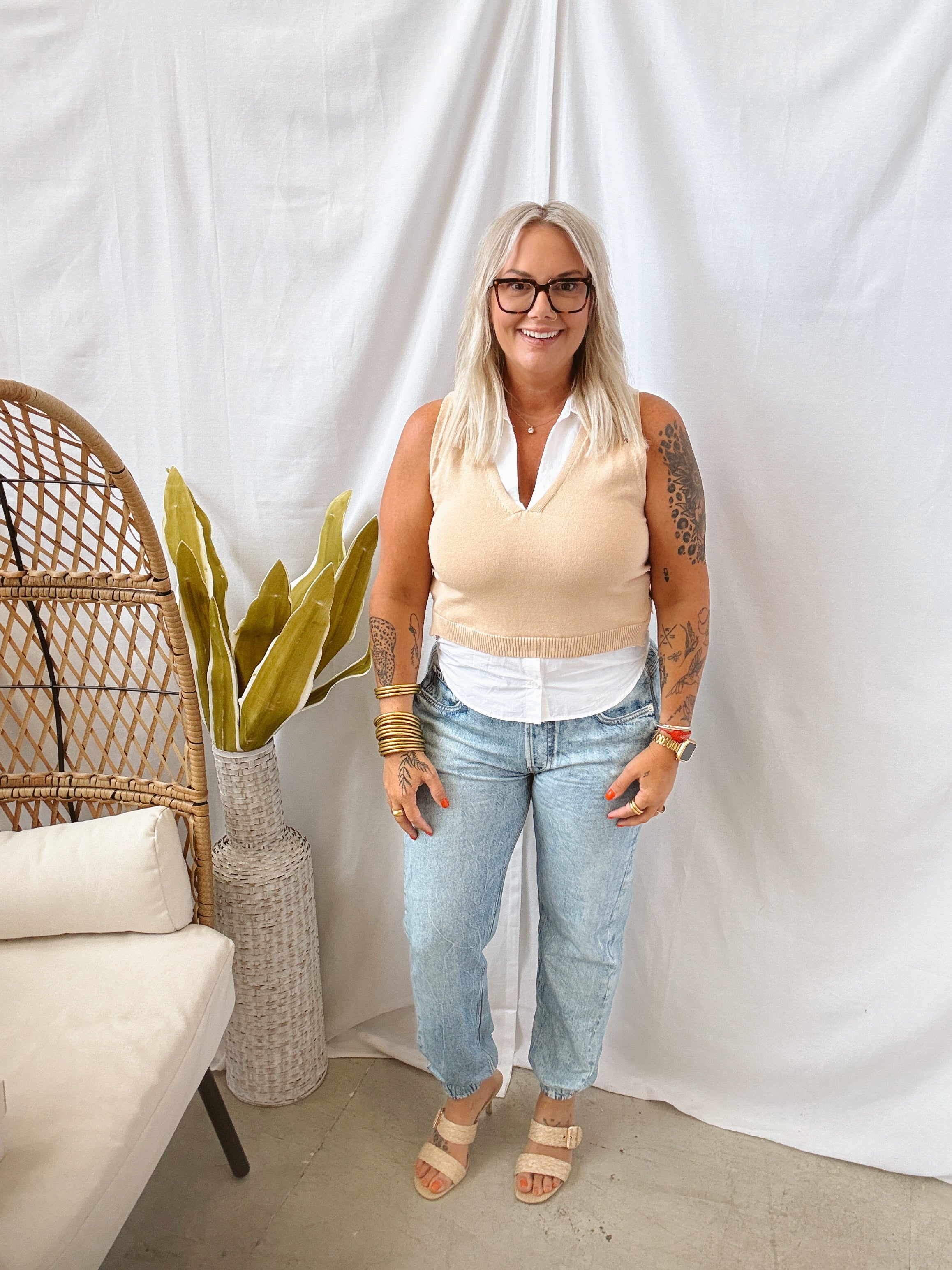 Elan Joelle Sweatpant Jogger-joggers-elan-The Silo Boutique, Women's Fashion Boutique Located in Warren and Grand Forks North Dakota