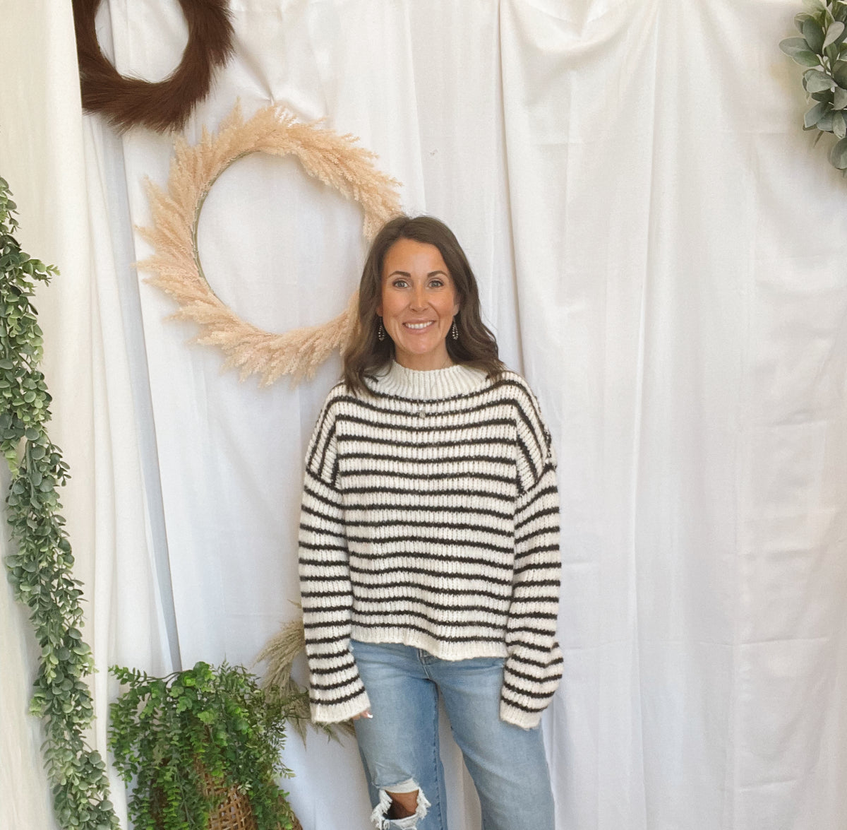 Risen Laurie Barrel Jeans-Jeans-risen-The Silo Boutique, Women's Fashion Boutique Located in Warren and Grand Forks North Dakota