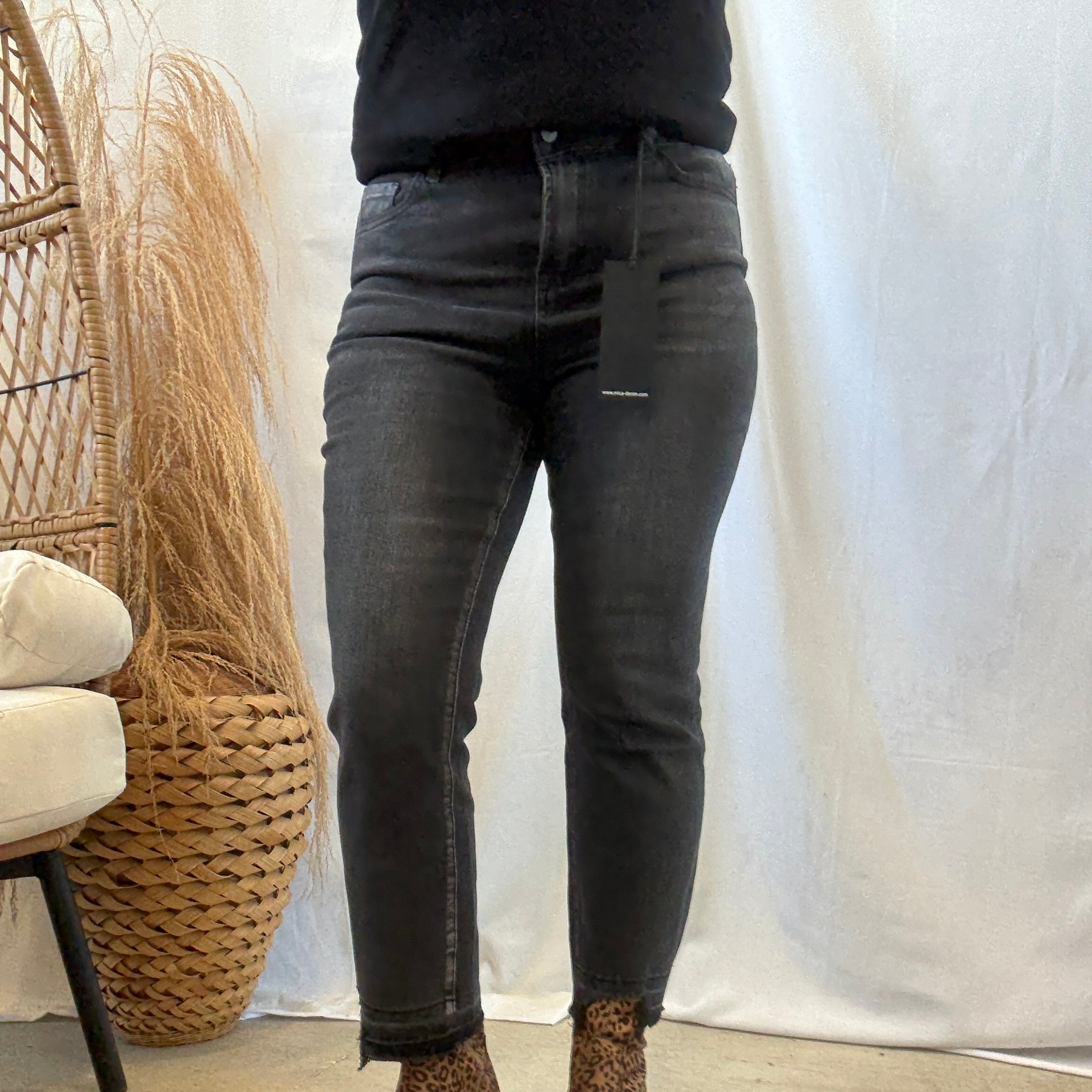 Mica Cyser Black Wash Jeans-Jeans-mica-The Silo Boutique, Women's Fashion Boutique Located in Warren and Grand Forks North Dakota