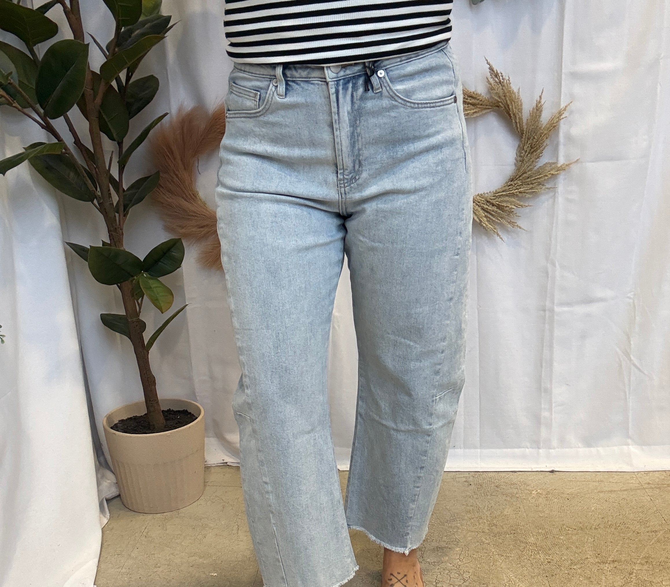 Mica Jeans Aid Blue-Jeans-mica-The Silo Boutique, Women's Fashion Boutique Located in Warren and Grand Forks North Dakota