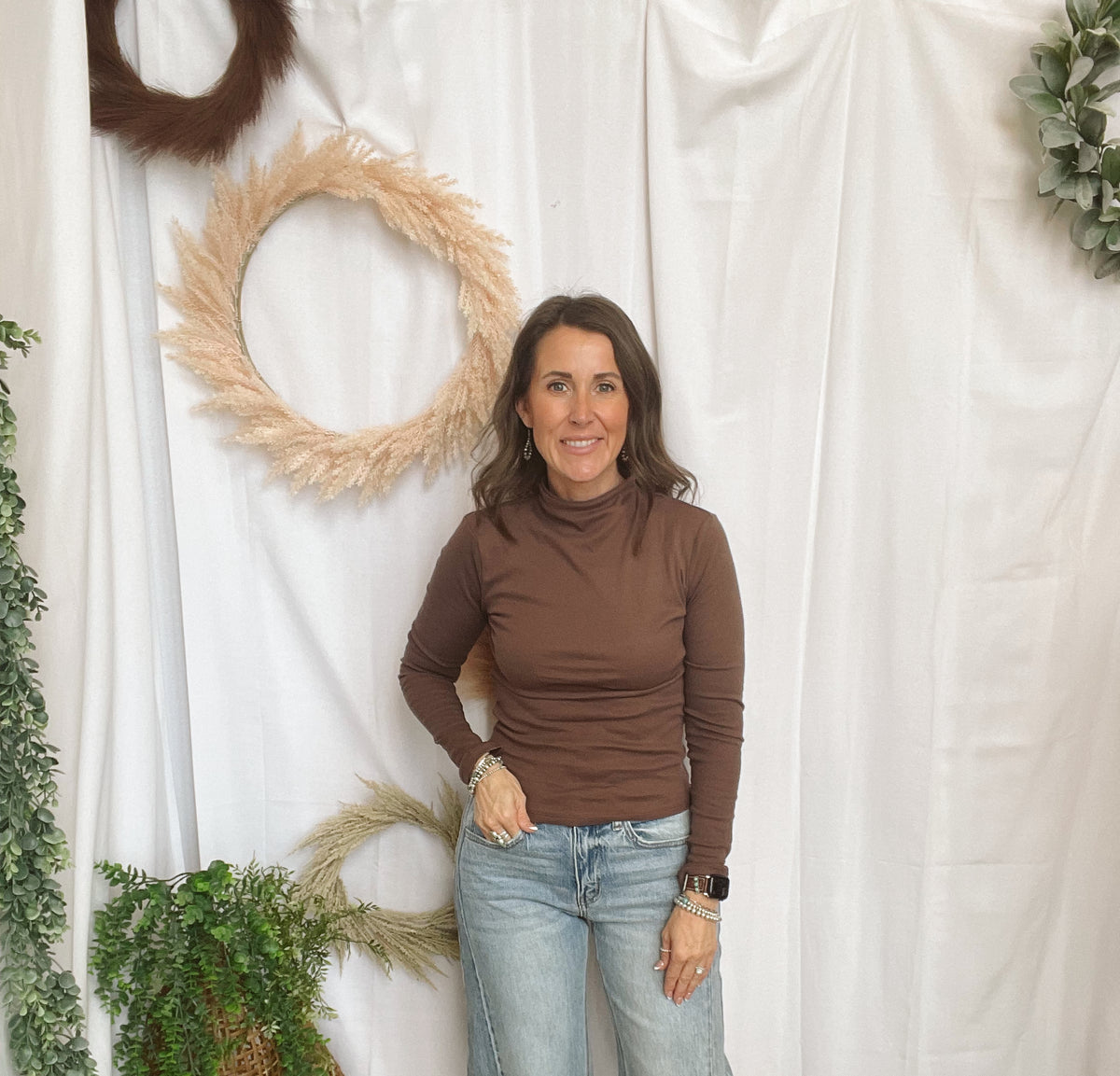 Vervet Loftiness Barrel Jeans-Jeans-vervet-The Silo Boutique, Women's Fashion Boutique Located in Warren and Grand Forks North Dakota