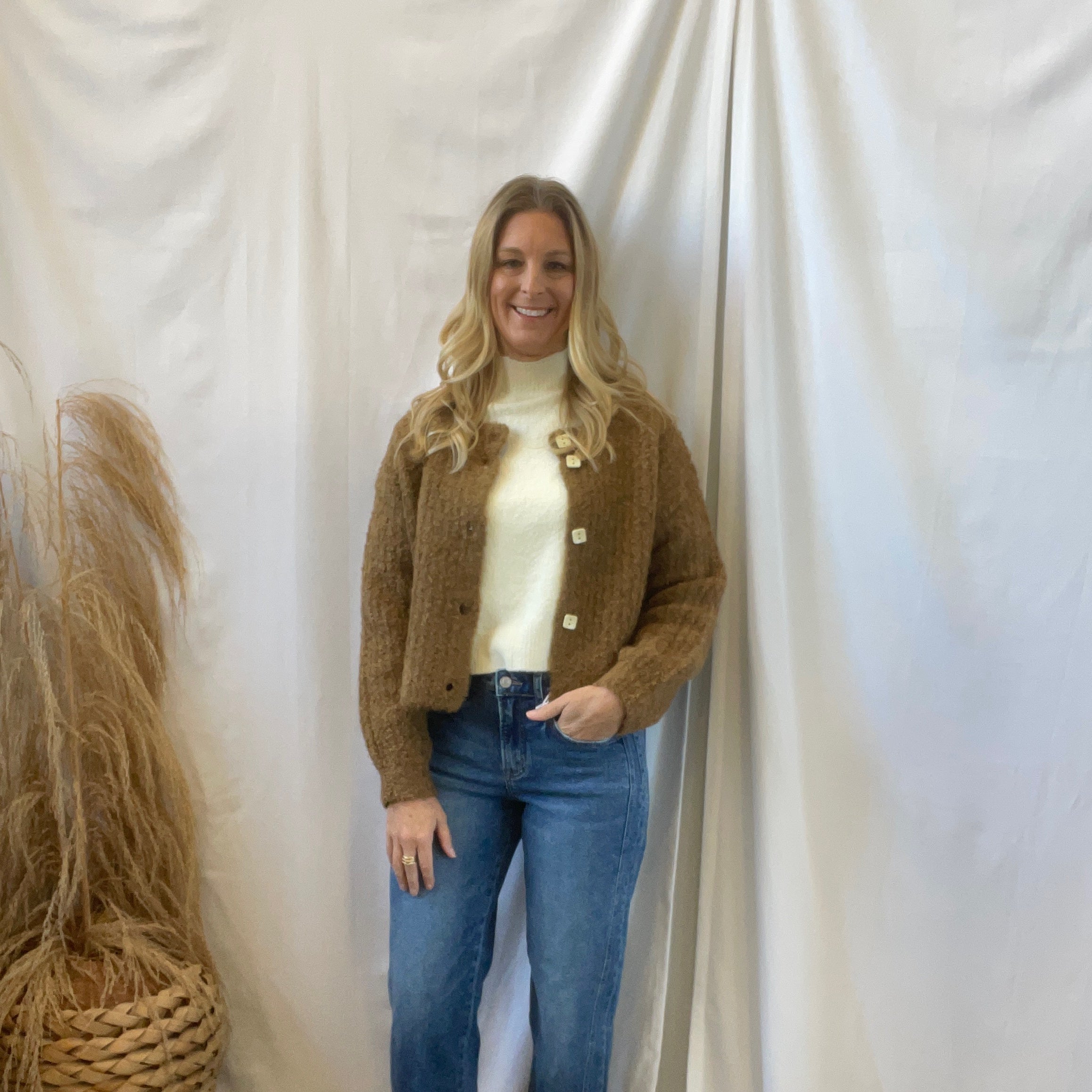 Lovervet Defeating Cuffed Barrel Jeans-Jeans-lovervet-The Silo Boutique, Women's Fashion Boutique Located in Warren and Grand Forks North Dakota