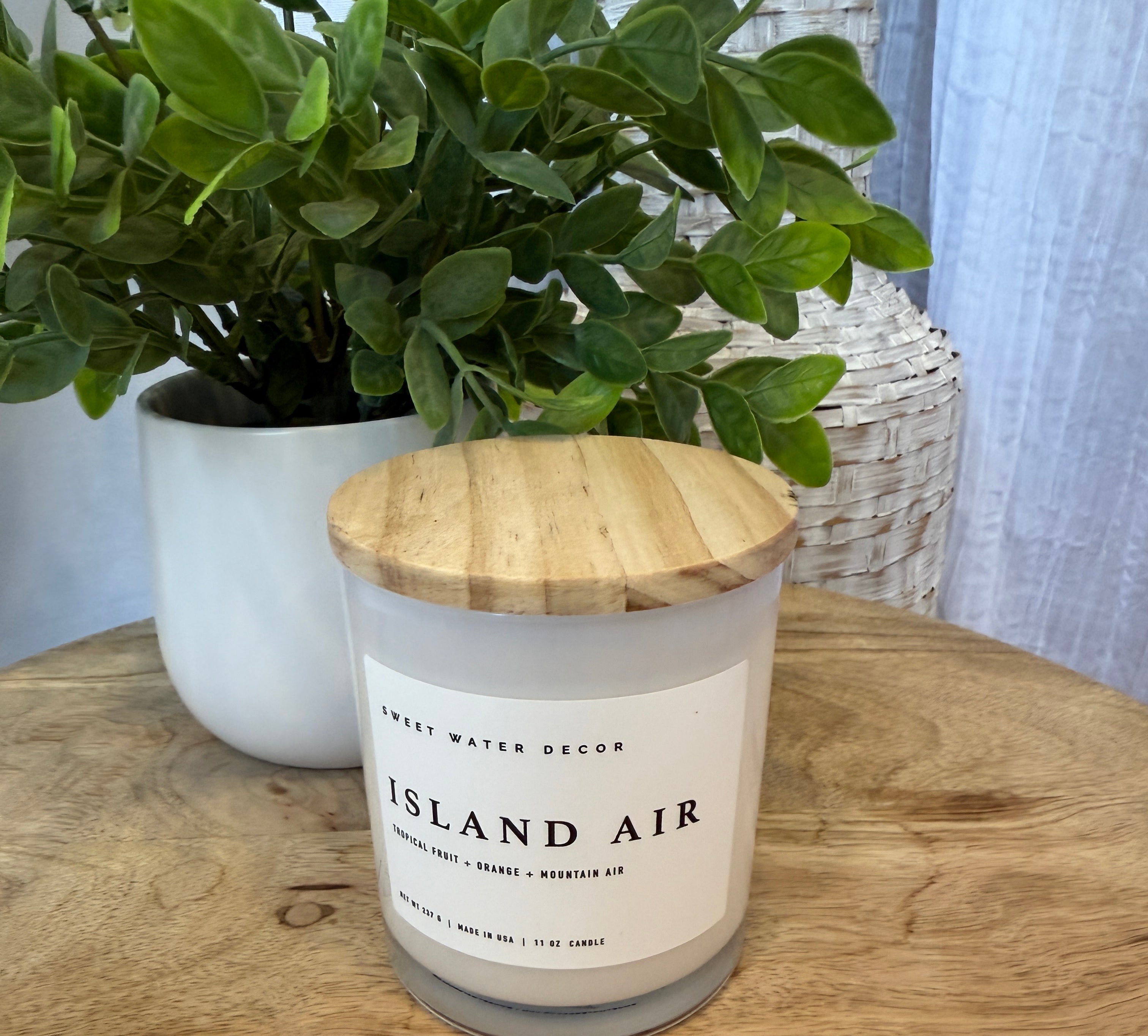 Sweet Water 11 oz Soy Candle-Candles-sweet water decor-The Silo Boutique, Women's Fashion Boutique Located in Warren and Grand Forks North Dakota