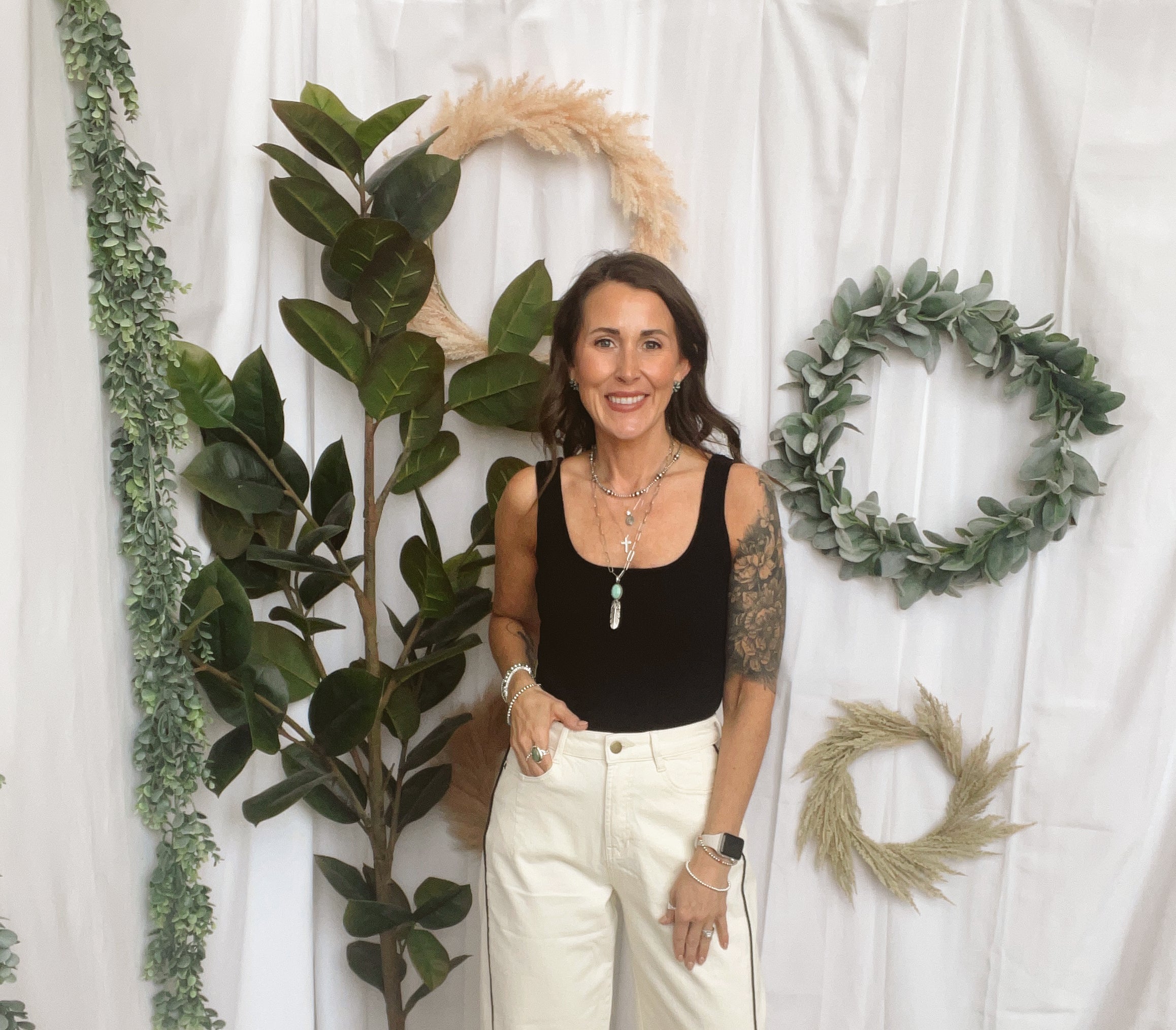 Piped Detailed Barrel Ecru Jeans-Jeans-miou muse-The Silo Boutique, Women's Fashion Boutique Located in Warren and Grand Forks North Dakota