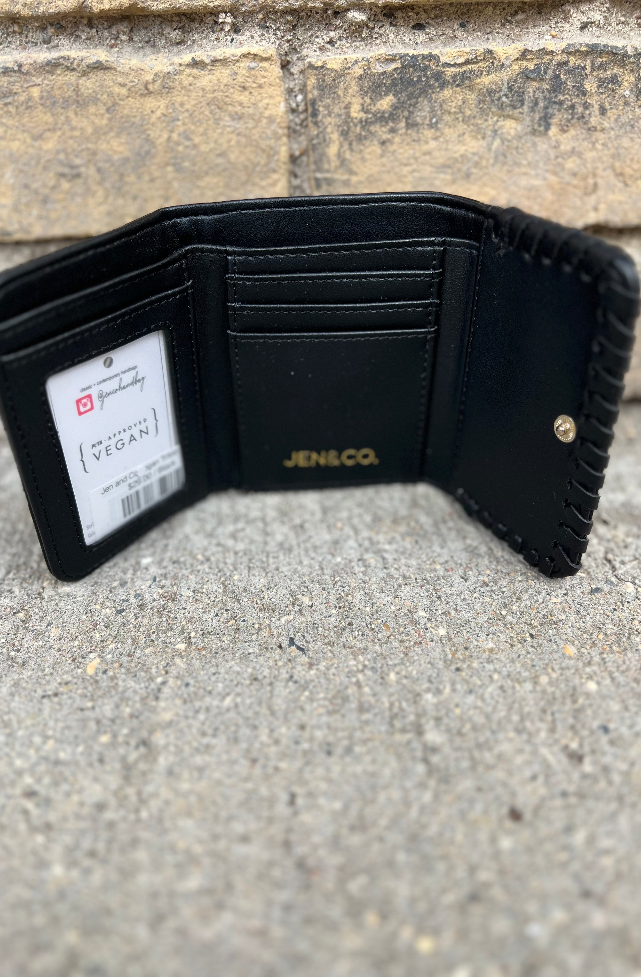 Jen and Co Logan Trifold Wallet-Wallets-Jen and Co-The Silo Boutique, Women's Fashion Boutique Located in Warren and Grand Forks North Dakota