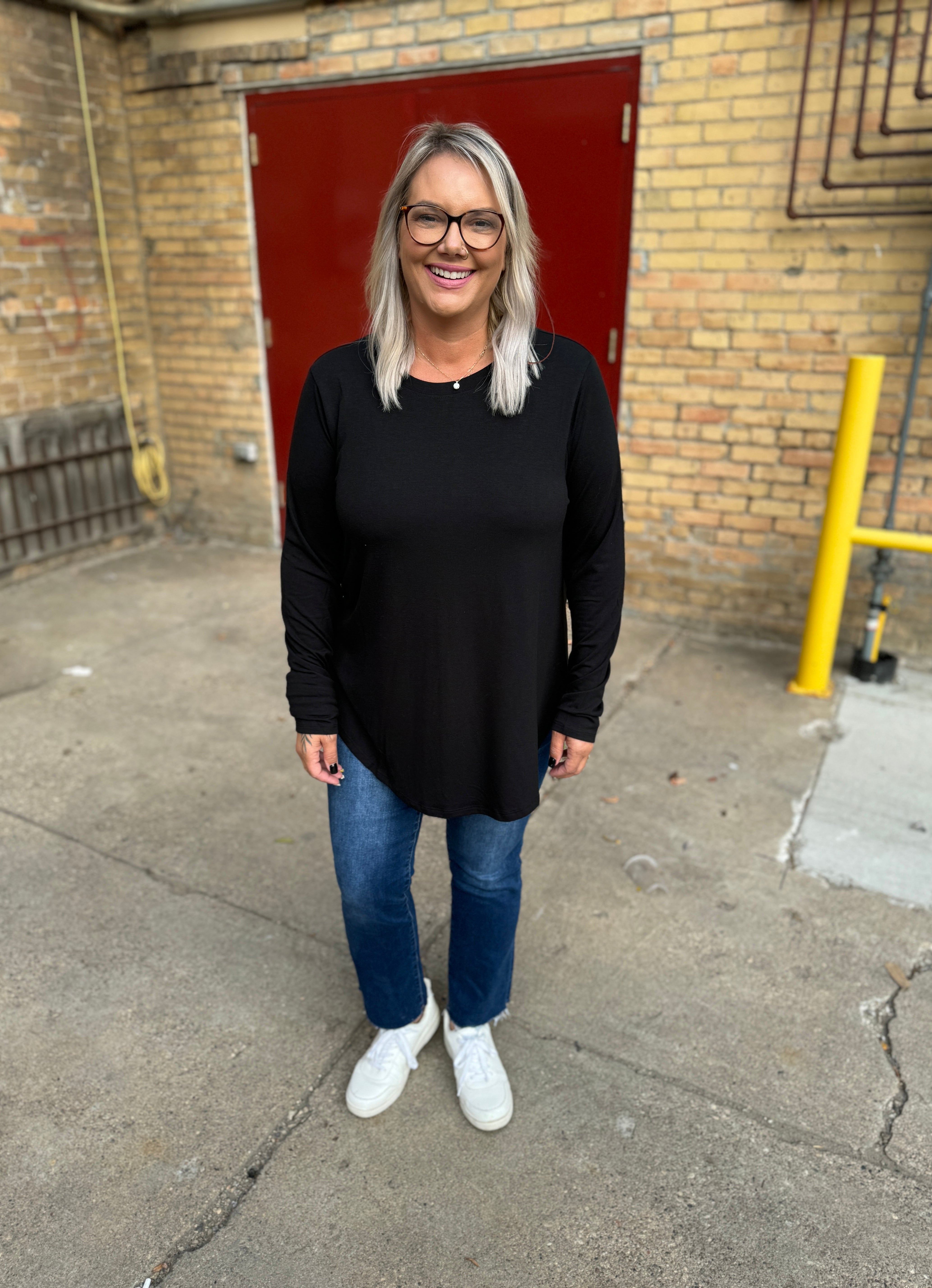 Zeeva Black Long Sleeve Round Hem Top-Long Sleeve Tops-Zenana-The Silo Boutique, Women's Fashion Boutique Located in Warren and Grand Forks North Dakota