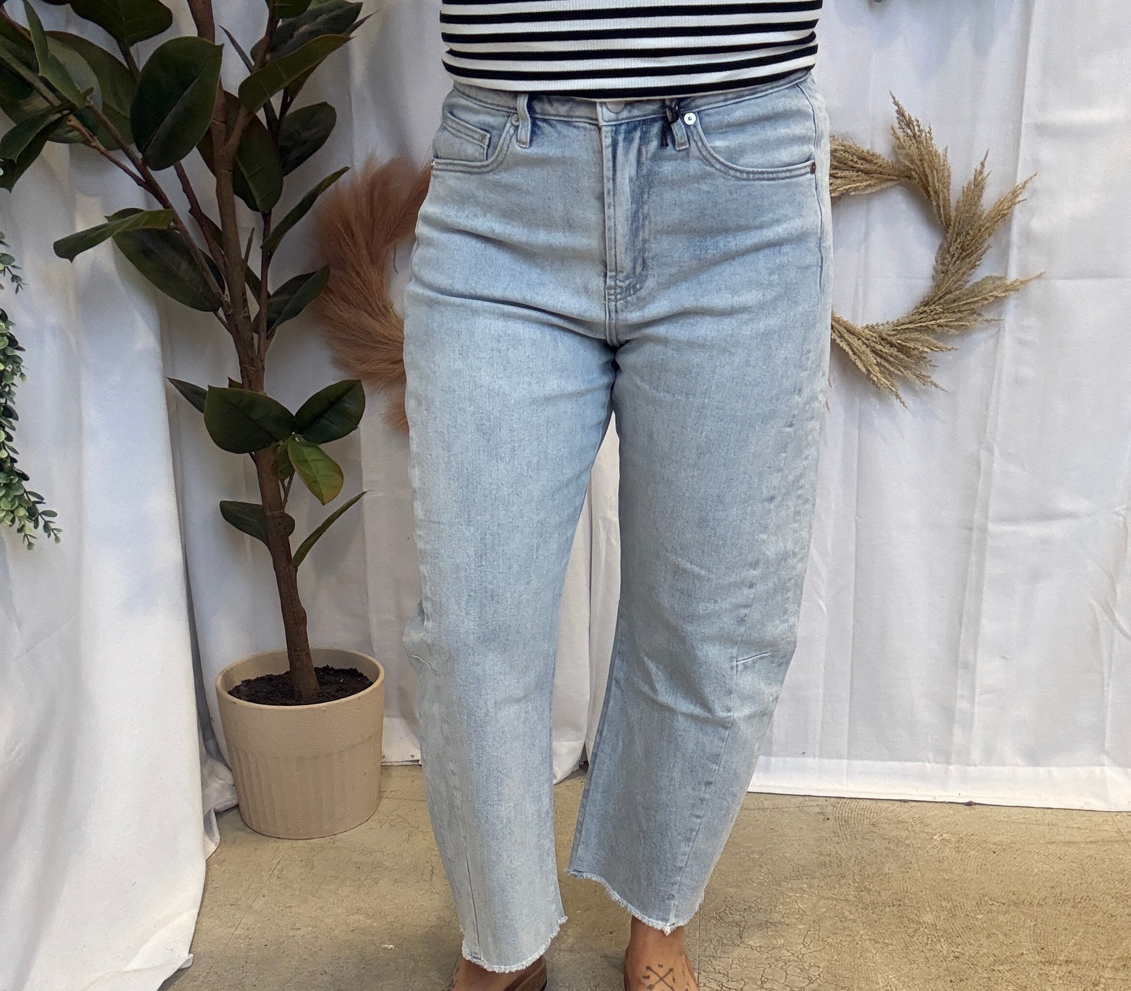 Mica Jeans Aid Blue-Jeans-mica-The Silo Boutique, Women's Fashion Boutique Located in Warren and Grand Forks North Dakota