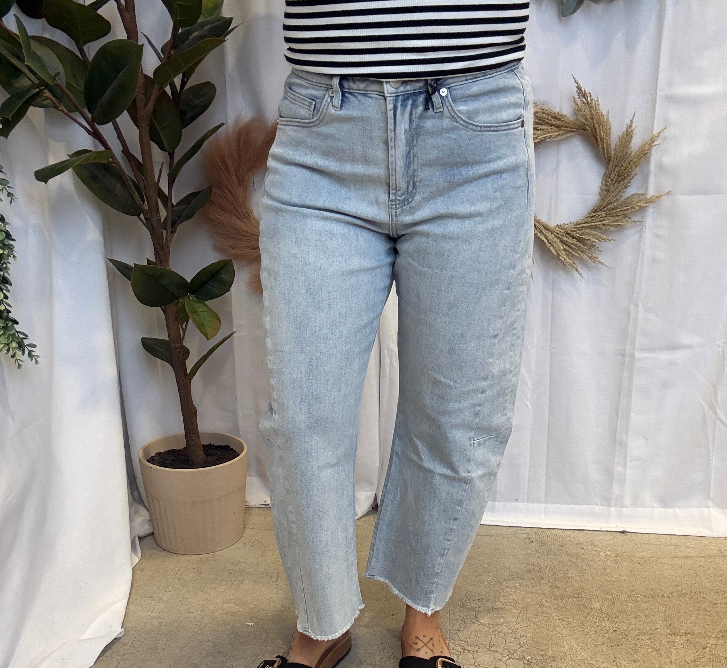 Mica Jeans Aid Blue-Jeans-mica-The Silo Boutique, Women's Fashion Boutique Located in Warren and Grand Forks North Dakota