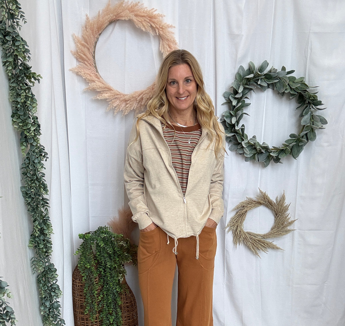 Solid Lounge Pants-Toffee-Pants-eesome-The Silo Boutique, Women's Fashion Boutique Located in Warren and Grand Forks North Dakota