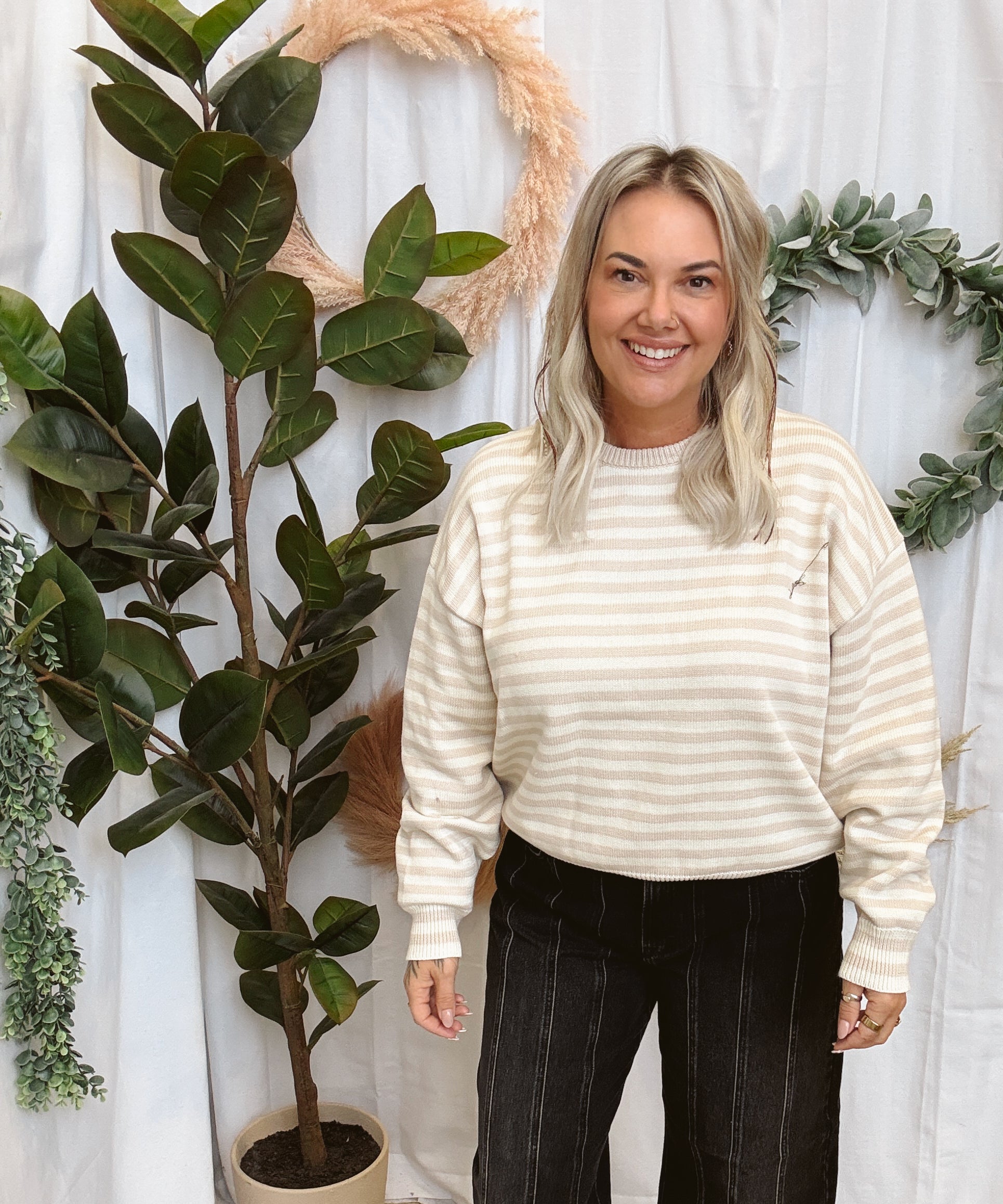 Hidden Black Classic Vintage Barrel Jeans-Jeans-Hidden-The Silo Boutique, Women's Fashion Boutique Located in Warren and Grand Forks North Dakota